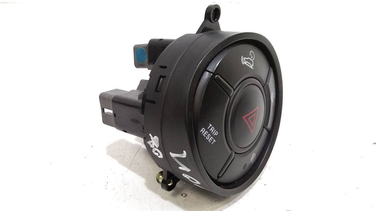 Interruttore Luci Emergenza 8521031010 Usato