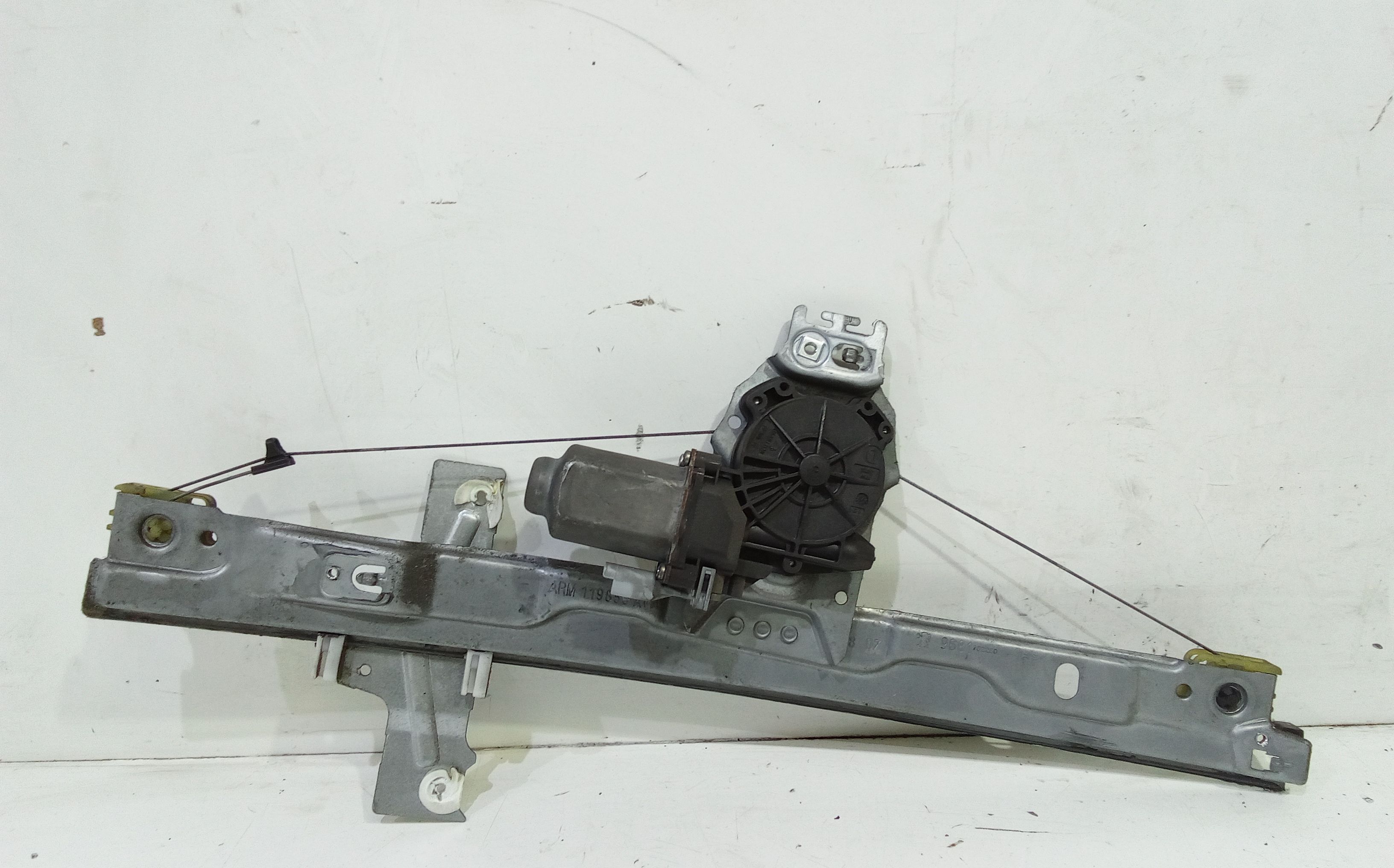 Alzacristallo Porta Ant. Destro Usato