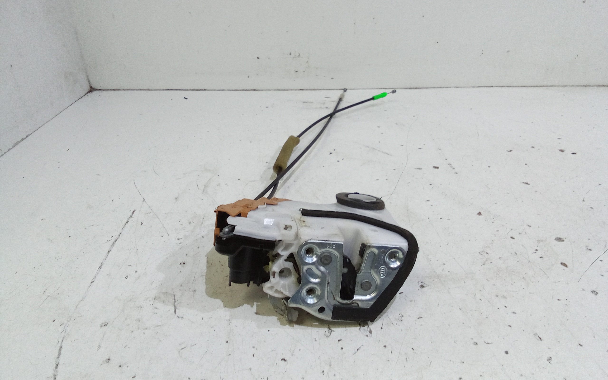 Serratura Porta Ant. Destro 8221062R31000 Usato