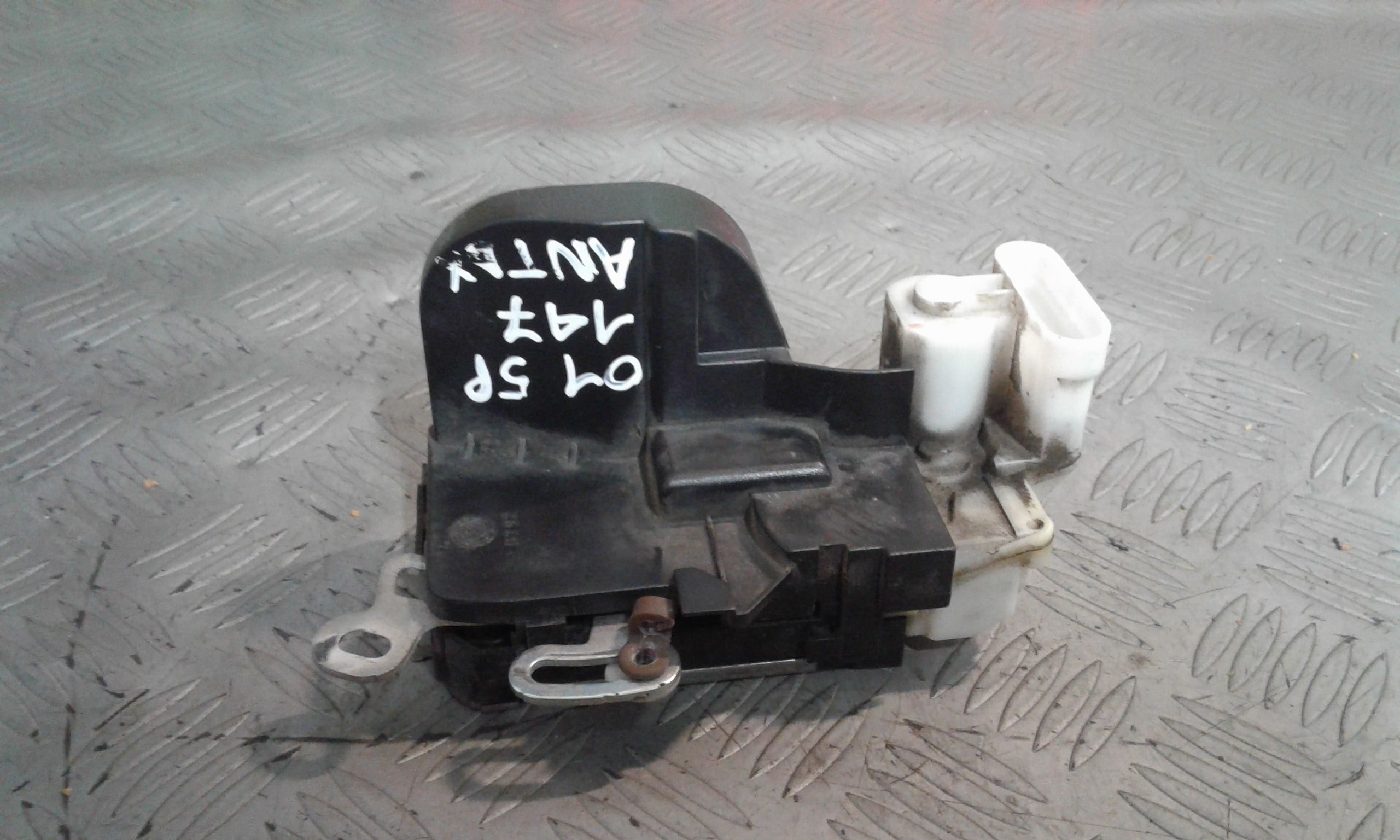 Serratura Porta Ant. Destro Usato