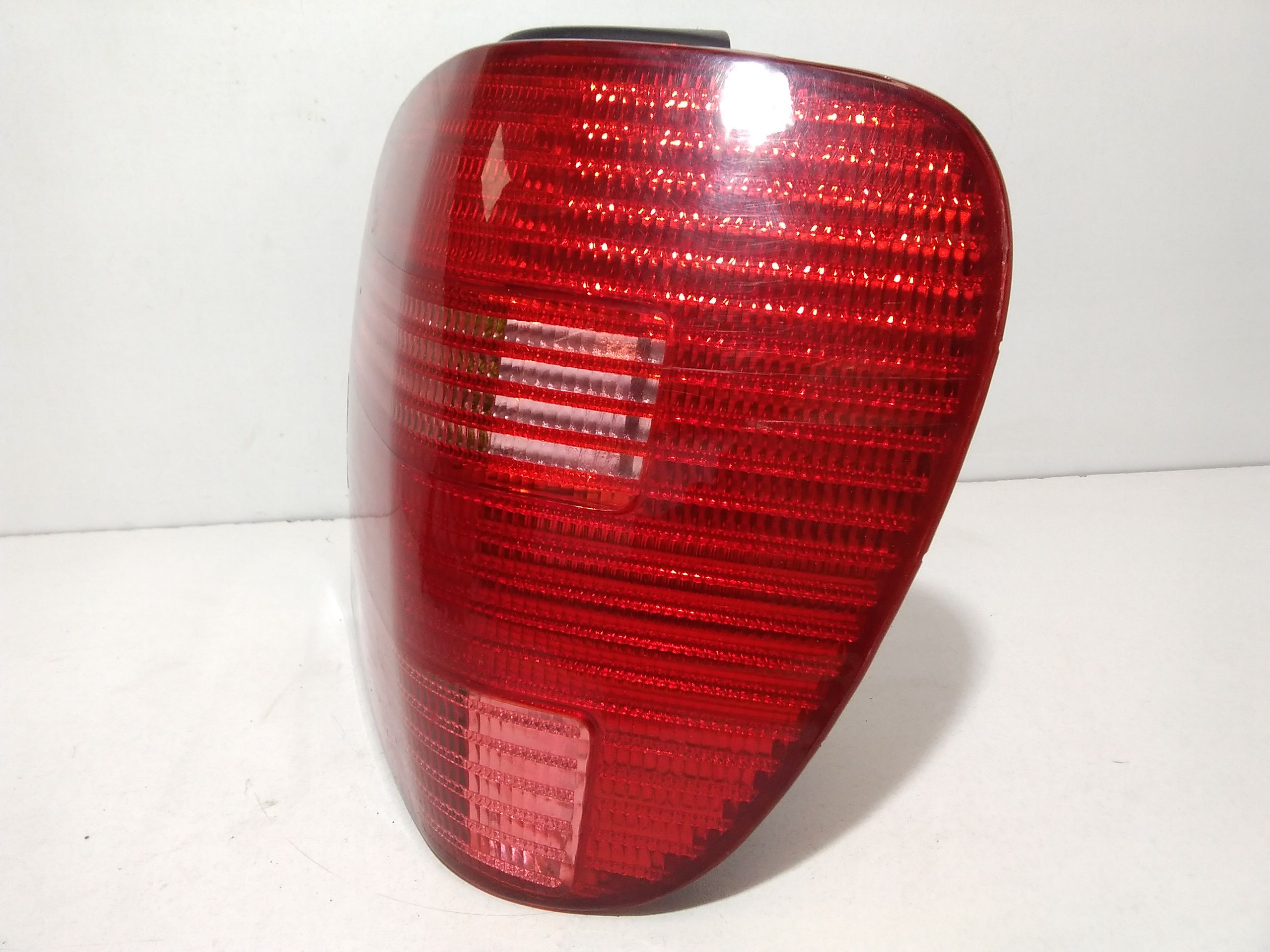 Fanale Post. Destro 6N0945096 Usato