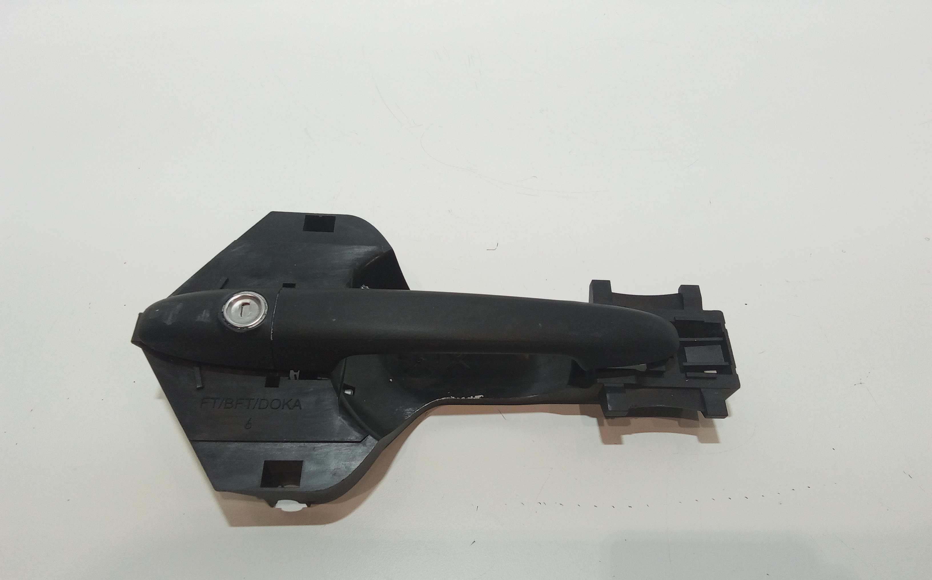 Maniglia Porta Ant. Sinistro A9067600070 Usato