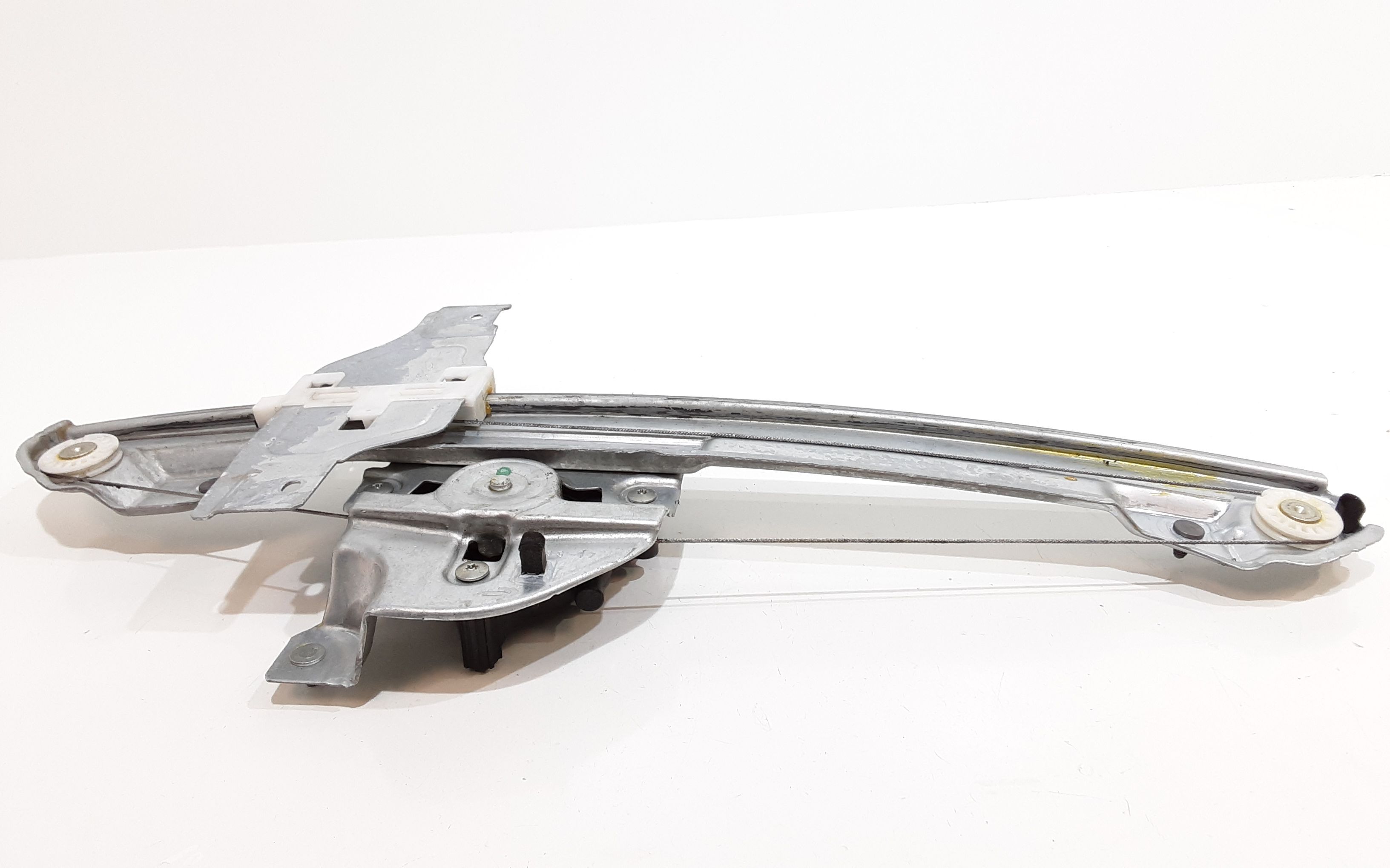 Alzacristallo Porta Ant. Destro Usato