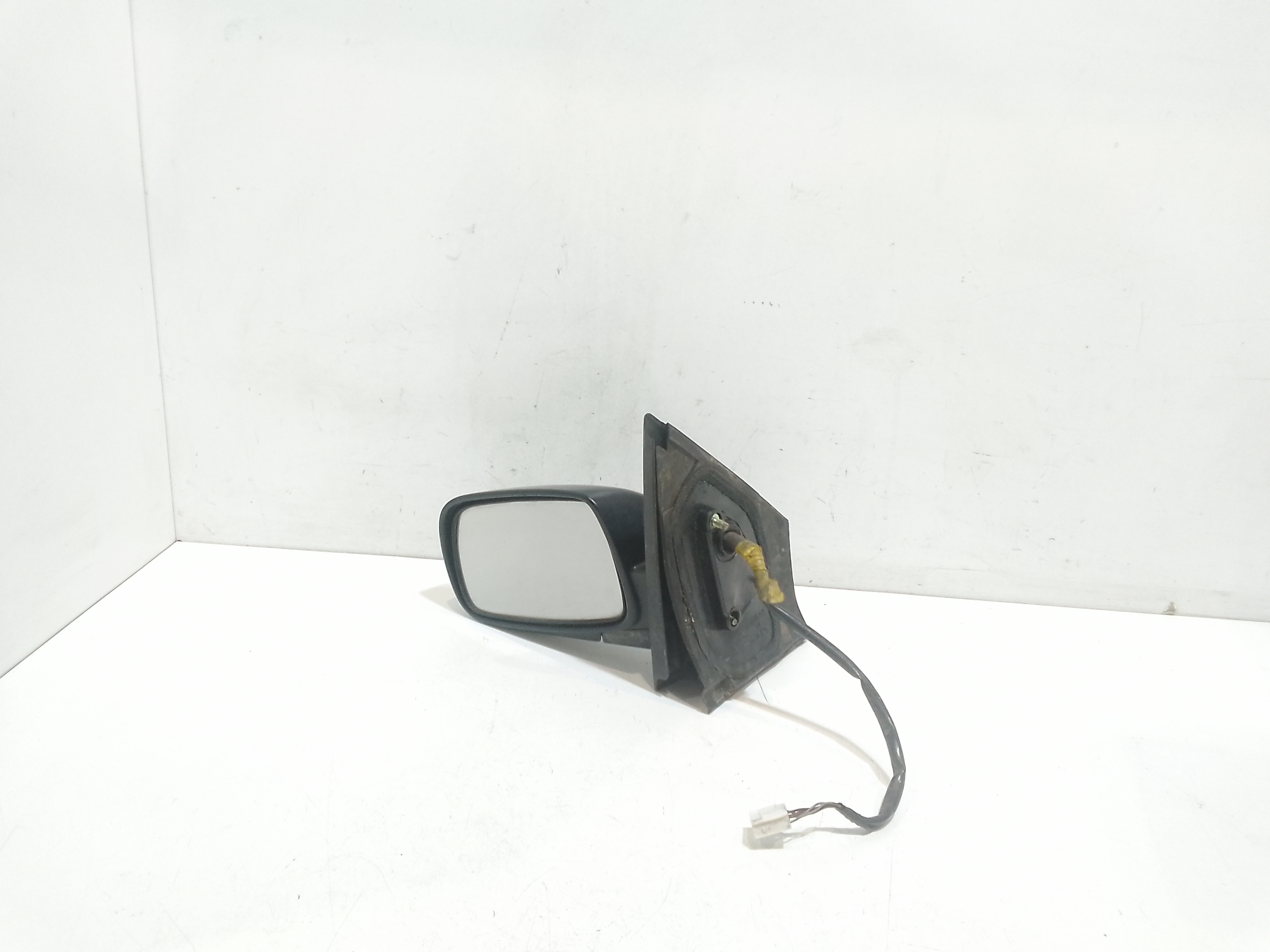 Retrovisore Est. Sinistro 879400D012 Usato