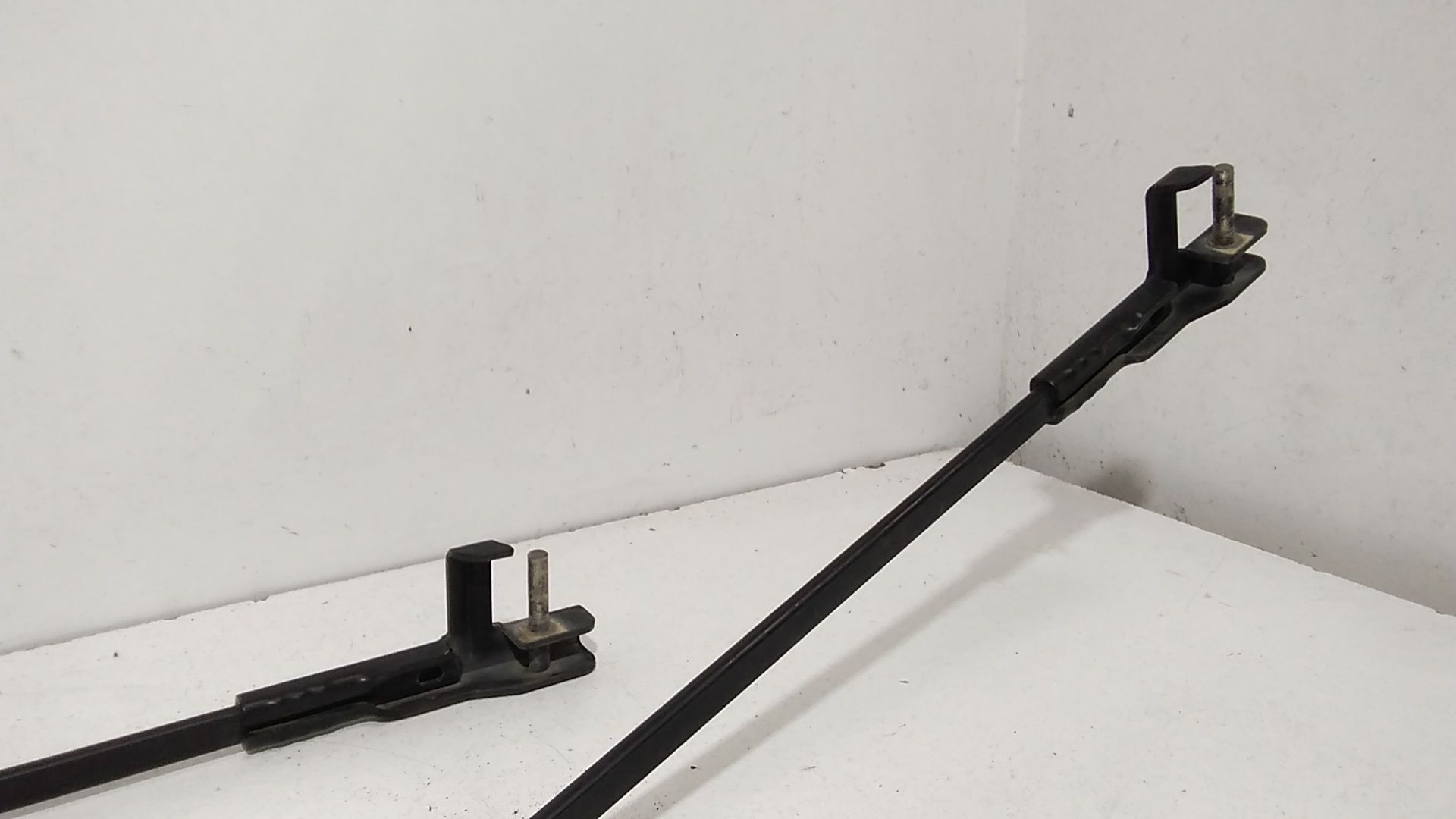 Braccio Tergiparabrezza Usato