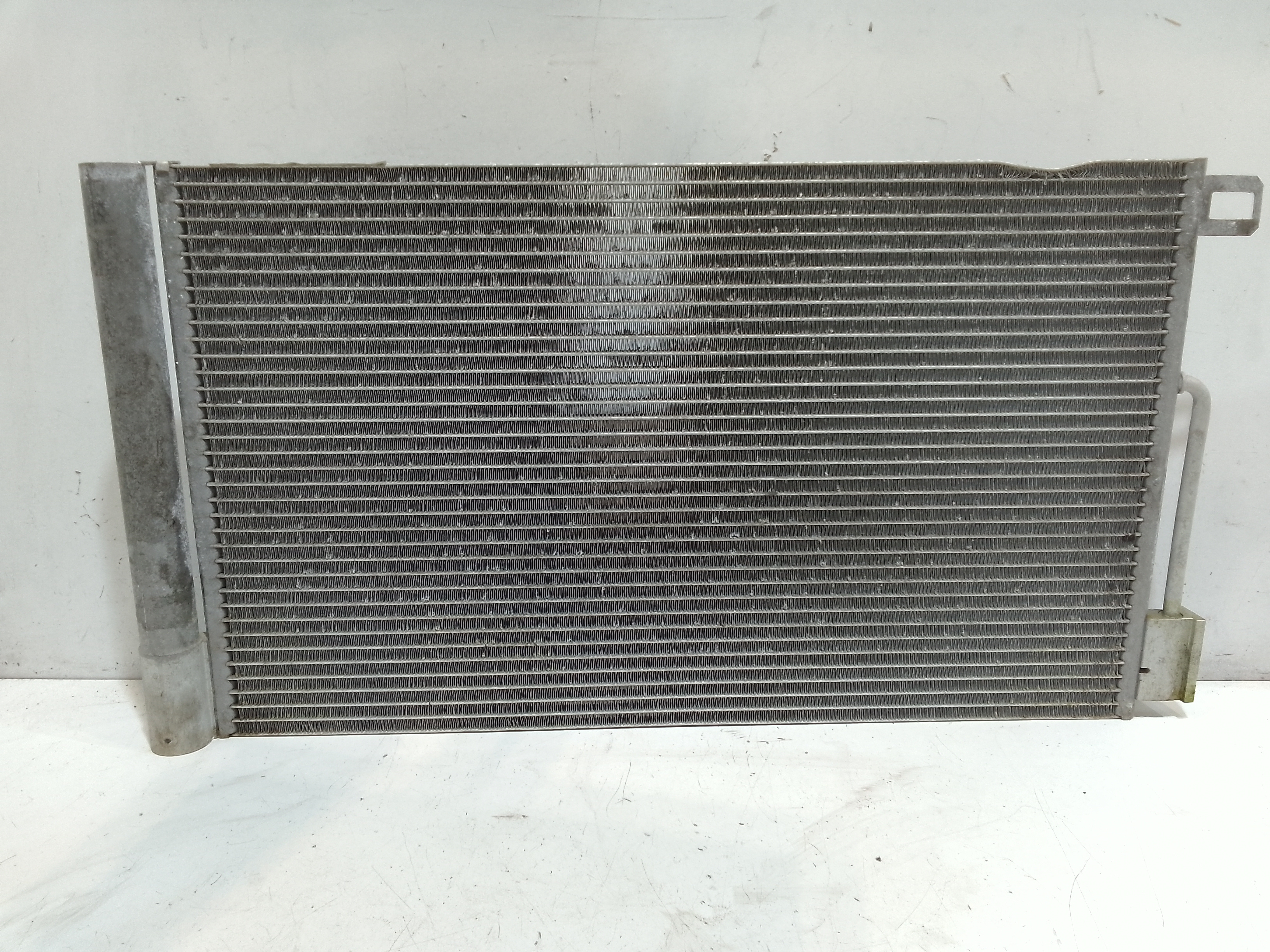 Radiatore Riscaldamento 39033120 Usato