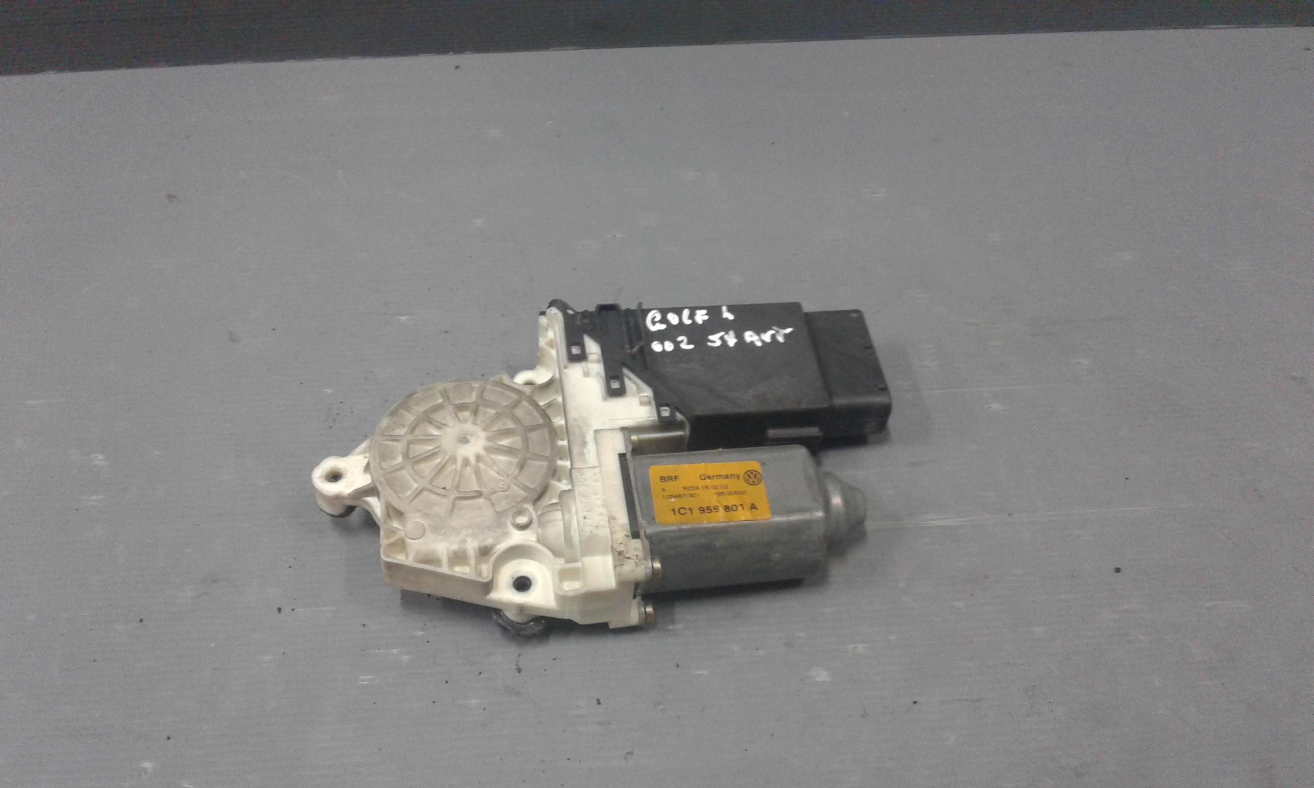 Motorino Alzacristallo Porta Ant. Sinistro 1C0959801B017 Usato