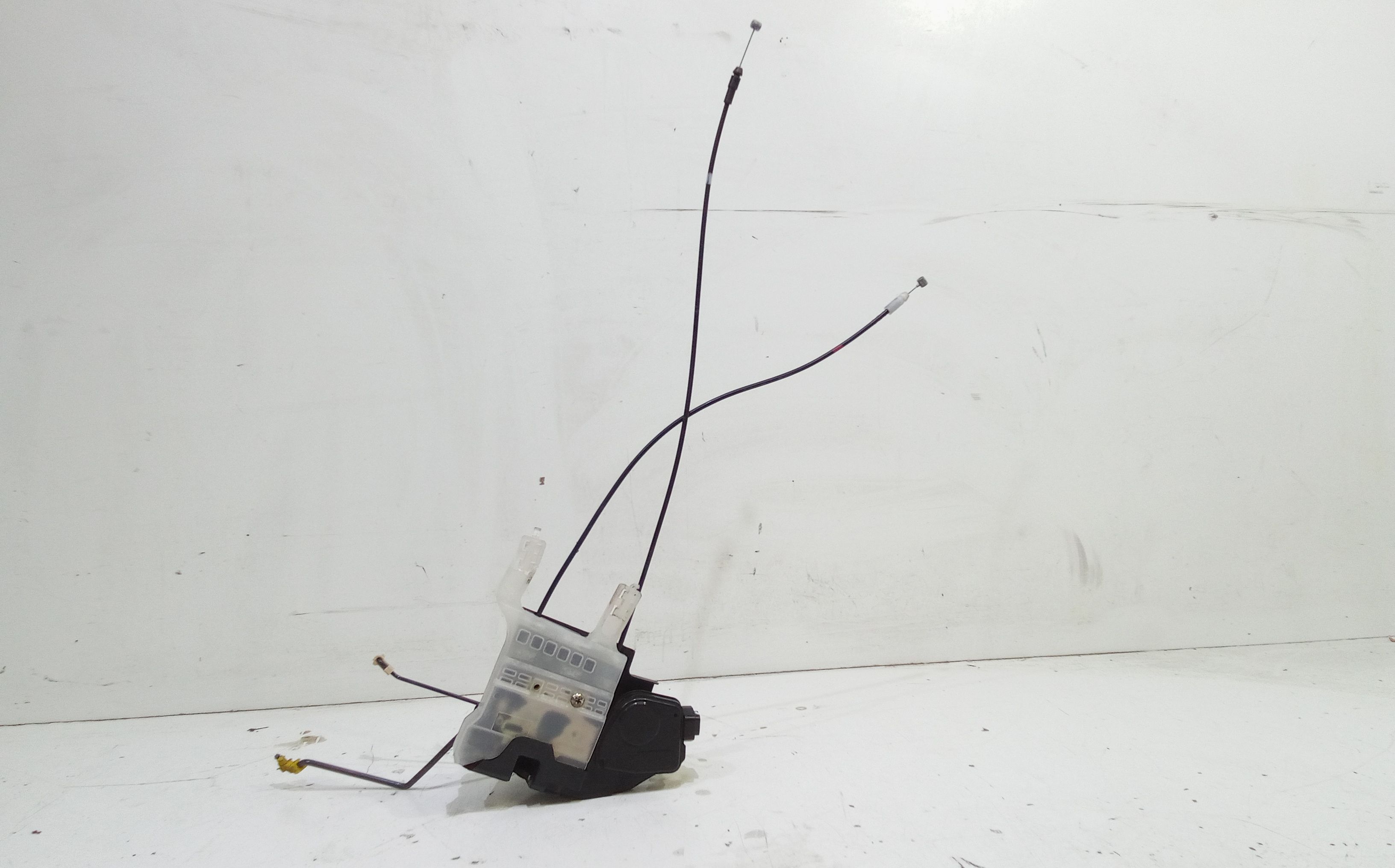 Serratura Porta Ant. Sinistro 813102E000 Usato