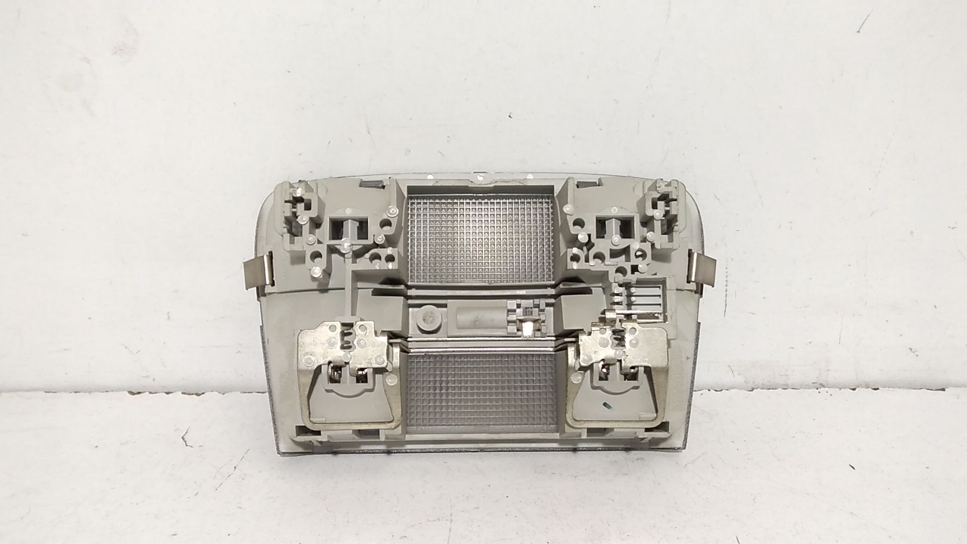 Luce Cortesia Ant. Tetto 13131022 Usato