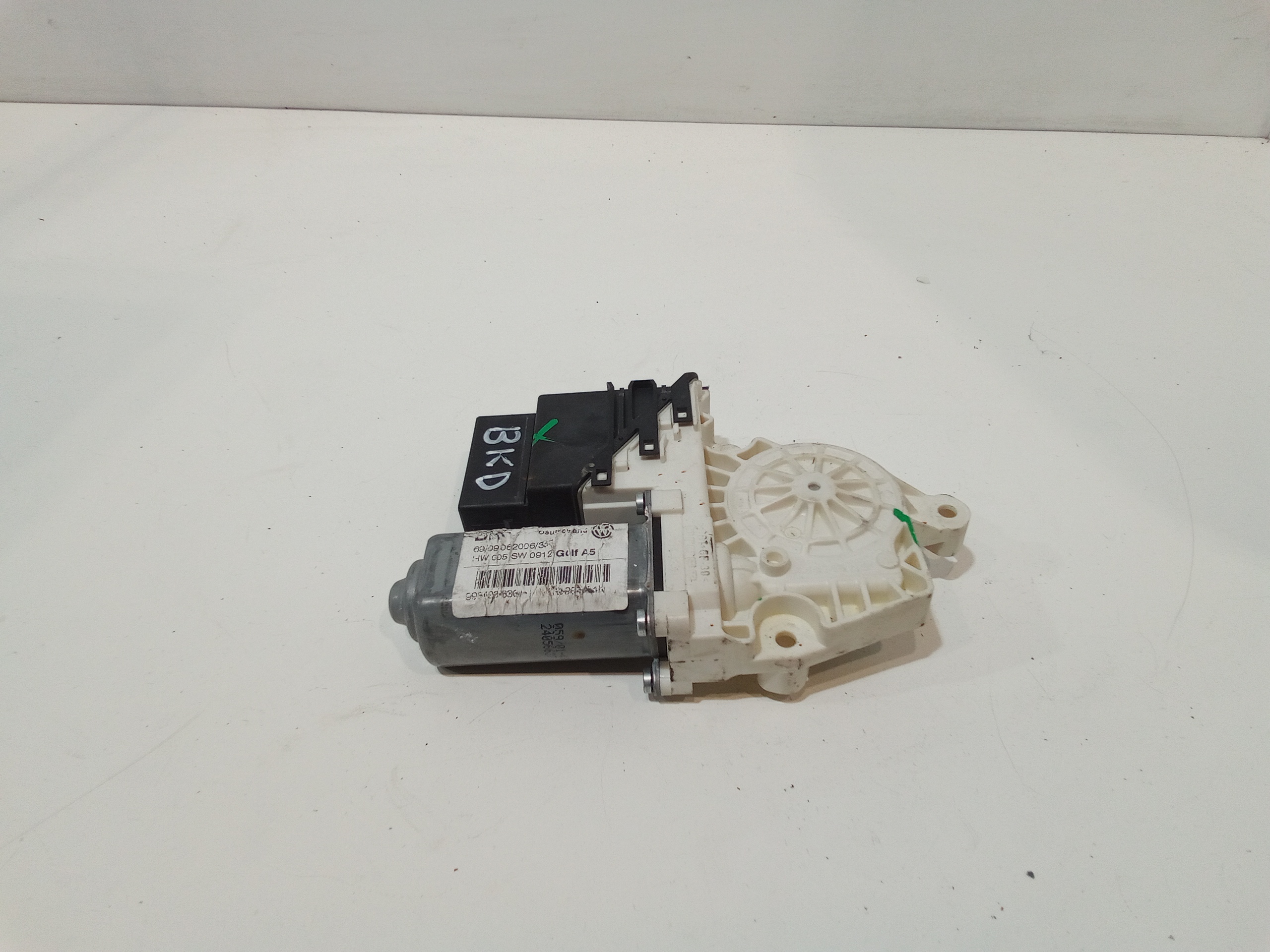 Motorino Alzacristallo Porta Ant. Sinistro 1K0959701NZ6N Usato