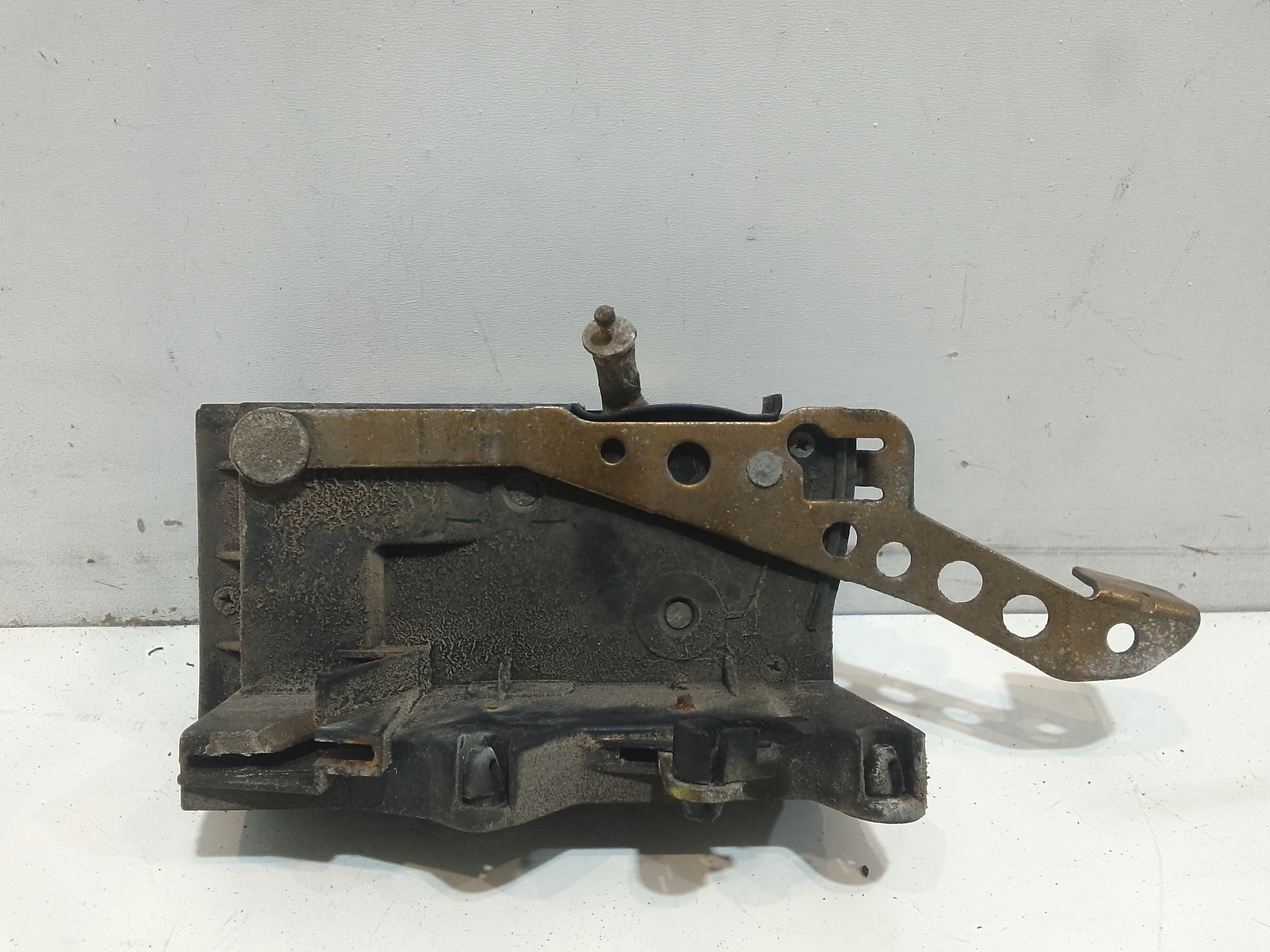 Serratura Porta Ant. Destro 46411408 Usato