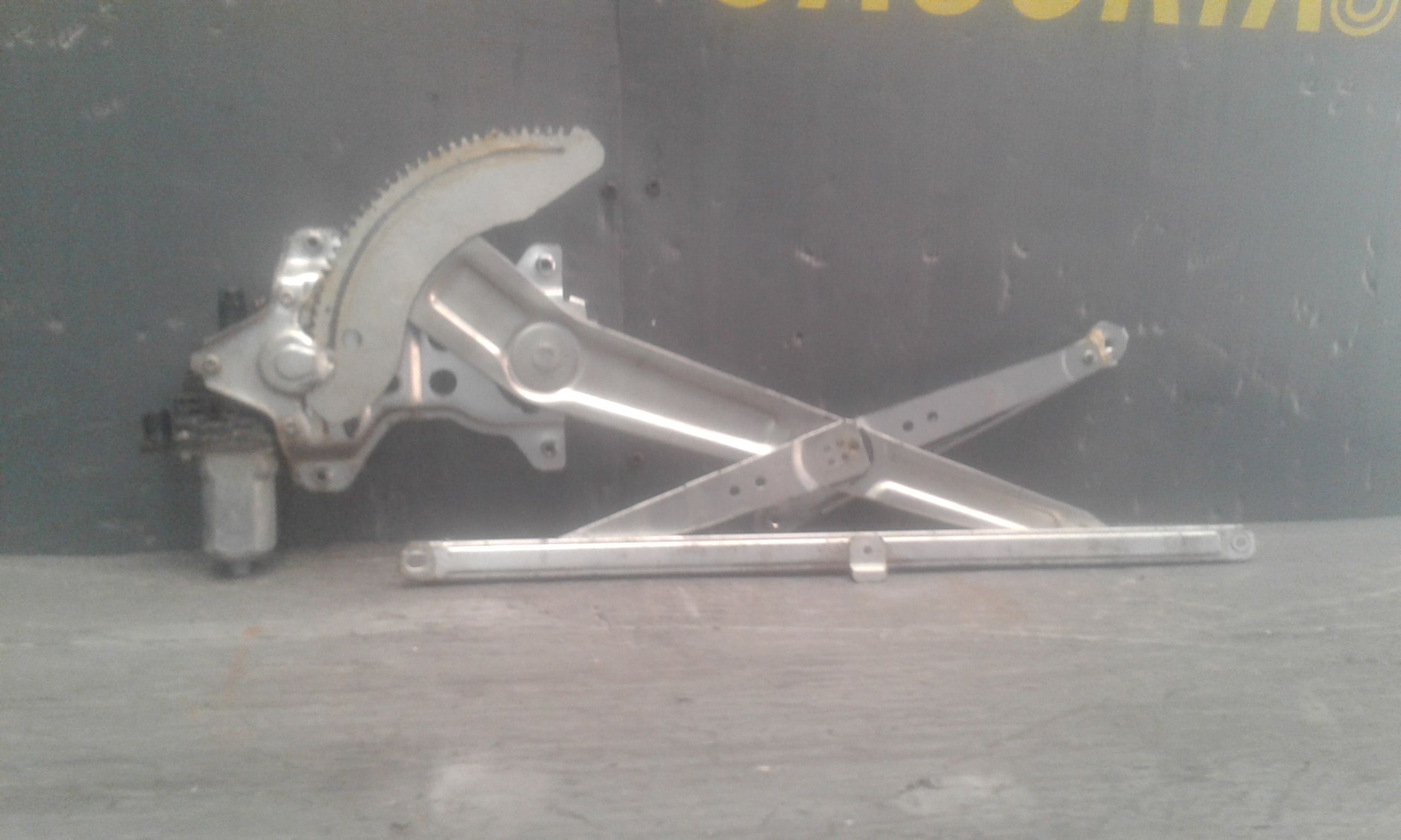 Alzacristallo Porta Ant. Destro 71750974 Usato