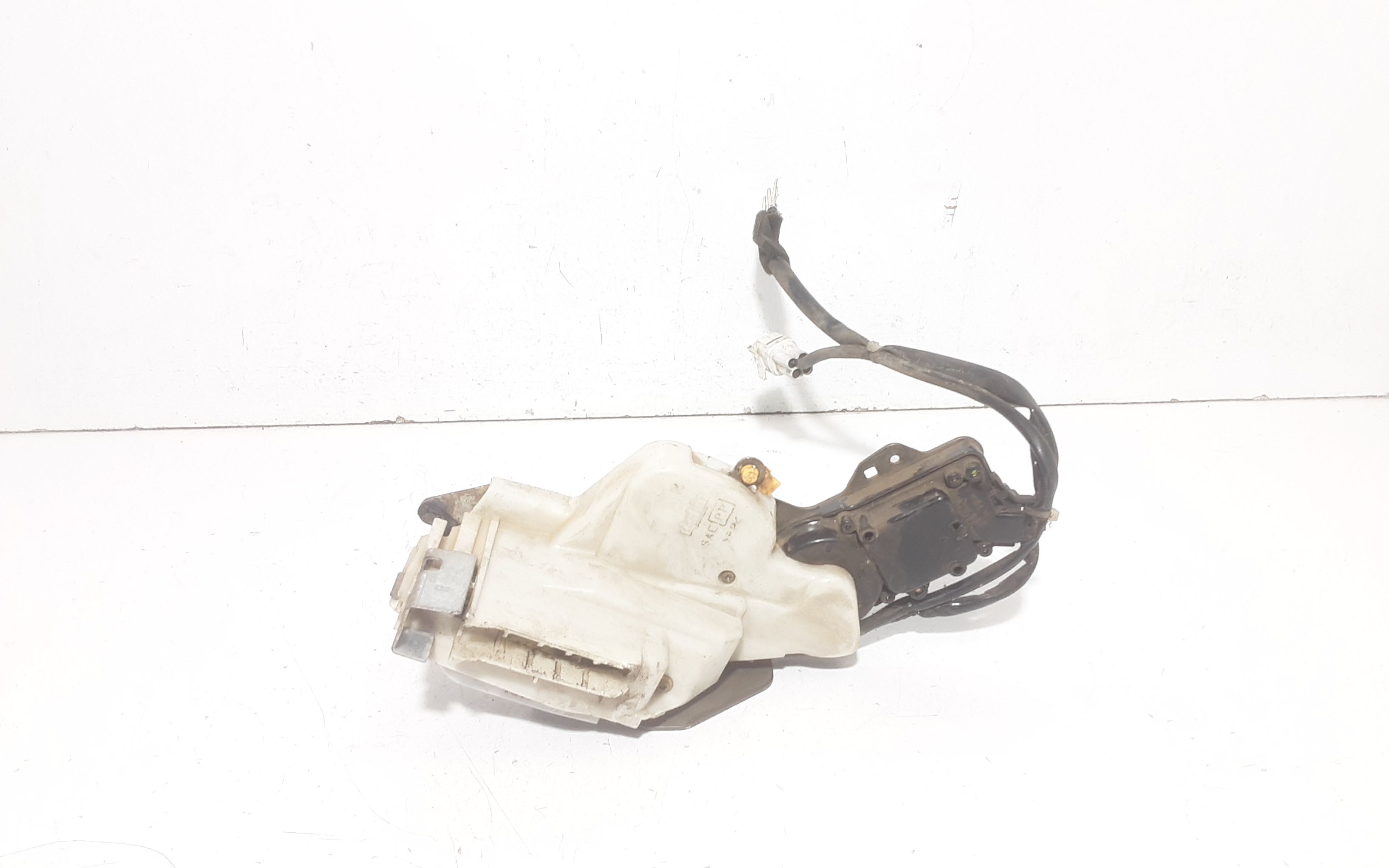 Serratura Porta Ant. Destro 9204921 Usato