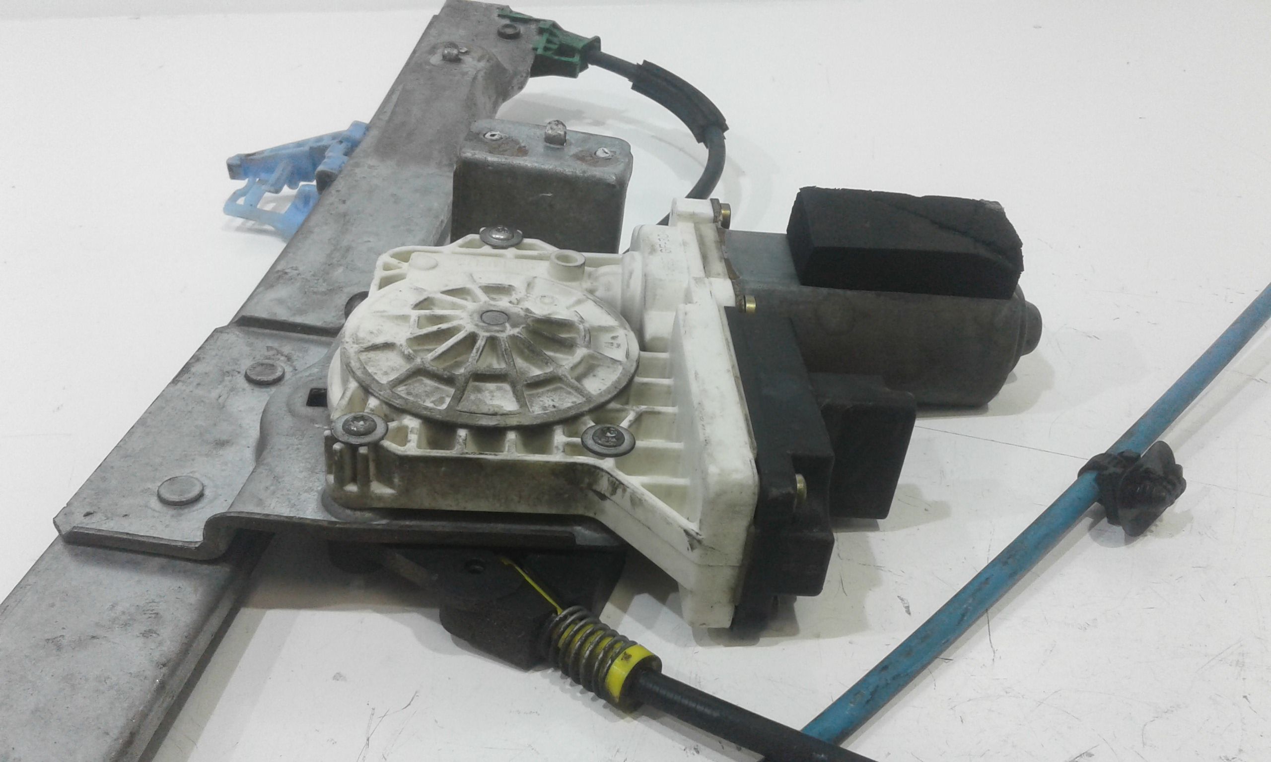 Alzacristallo Porta Ant. Sinistro 9221Q3 Usato