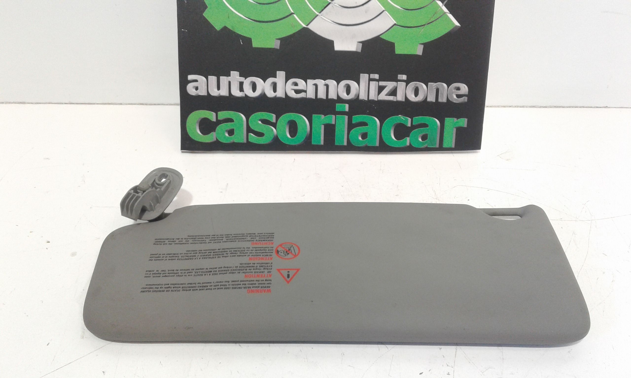 Aletta Parasole Parabrezza Destro 8200240038 Usato