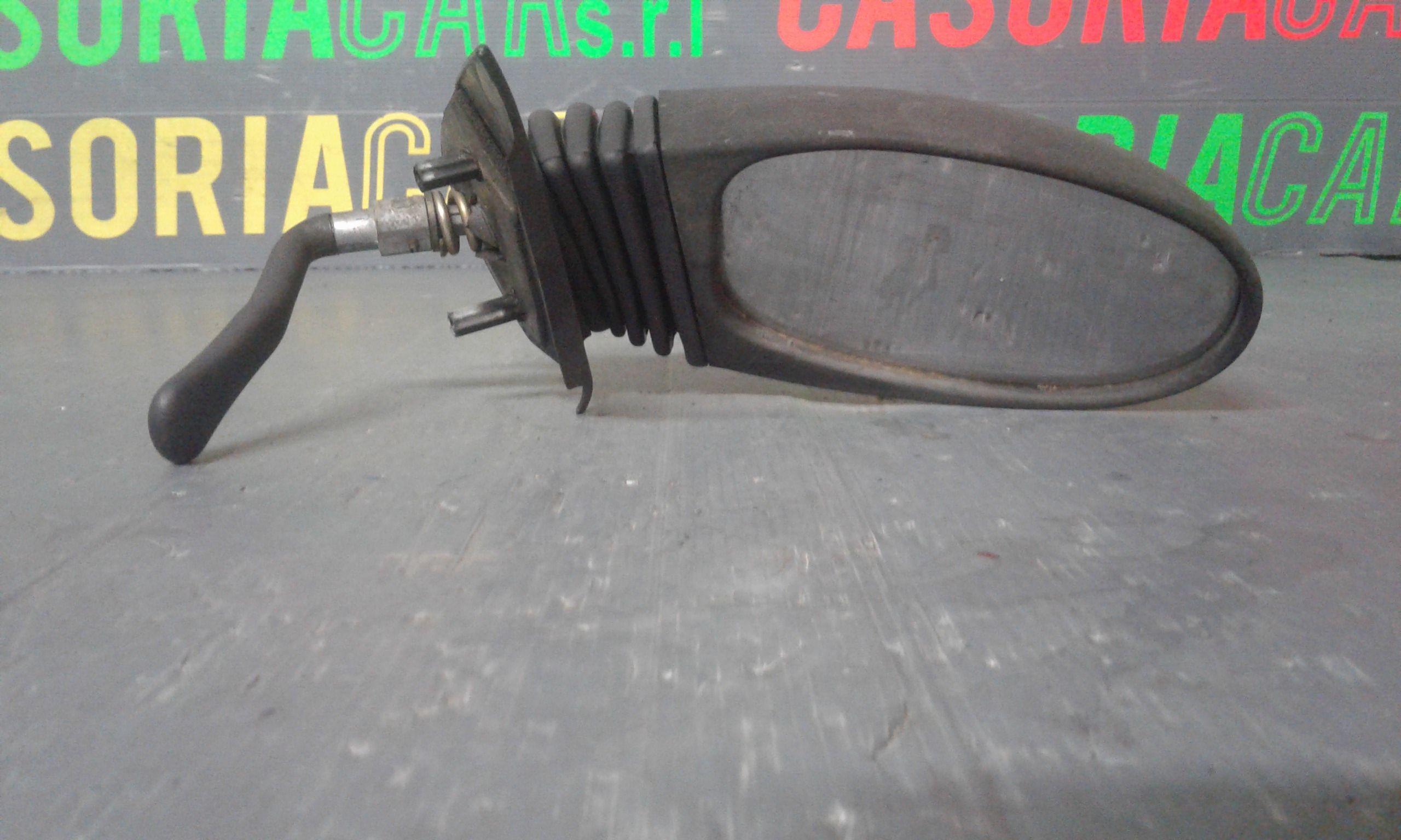 Retrovisore Est. Destro 735250511 Usato