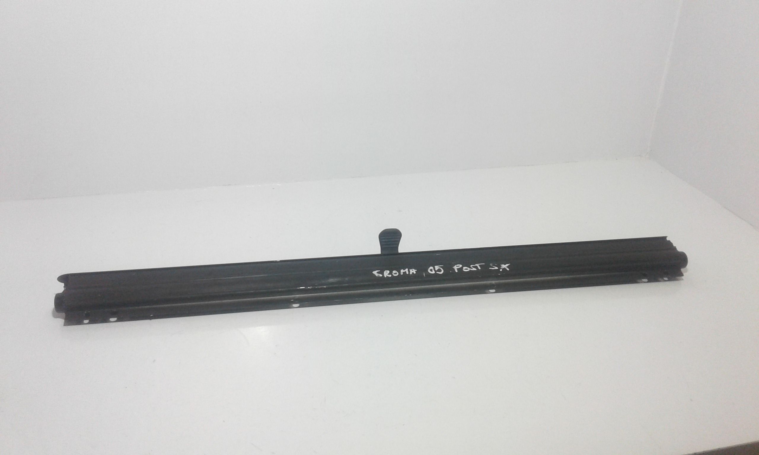 tendina parasole sinistro - Immagine 1 di 4