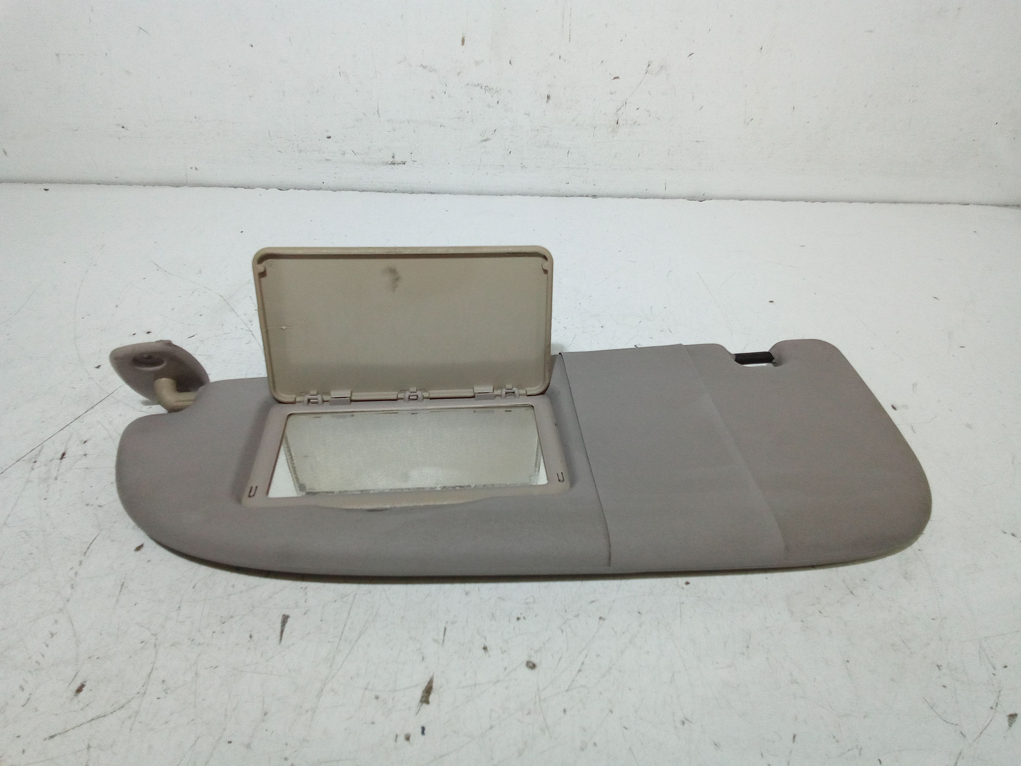 Aletta Parasole Parabrezza Sinistro Usato