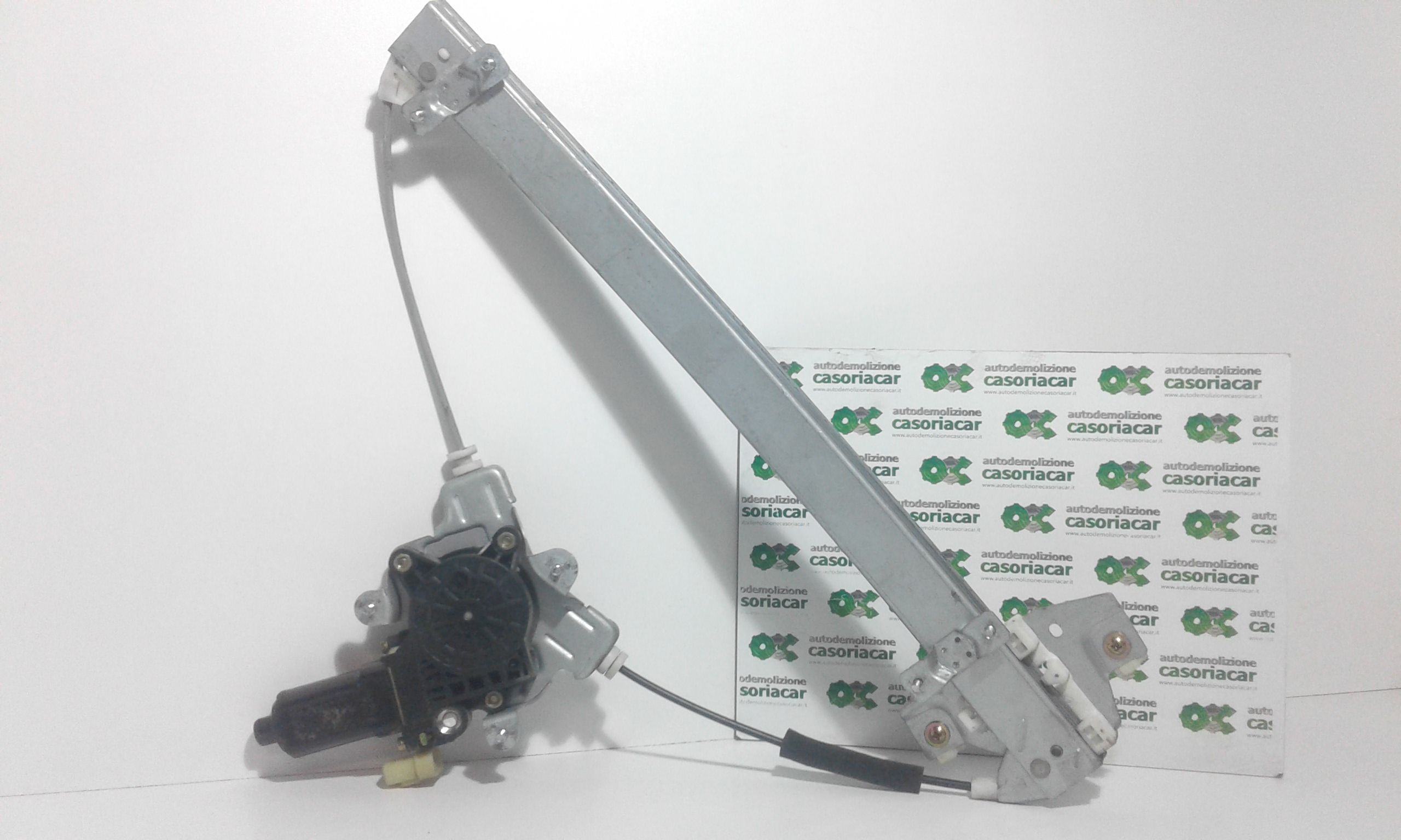 Alzacristallo Porta Ant. Sinistro 824011C000 Usato