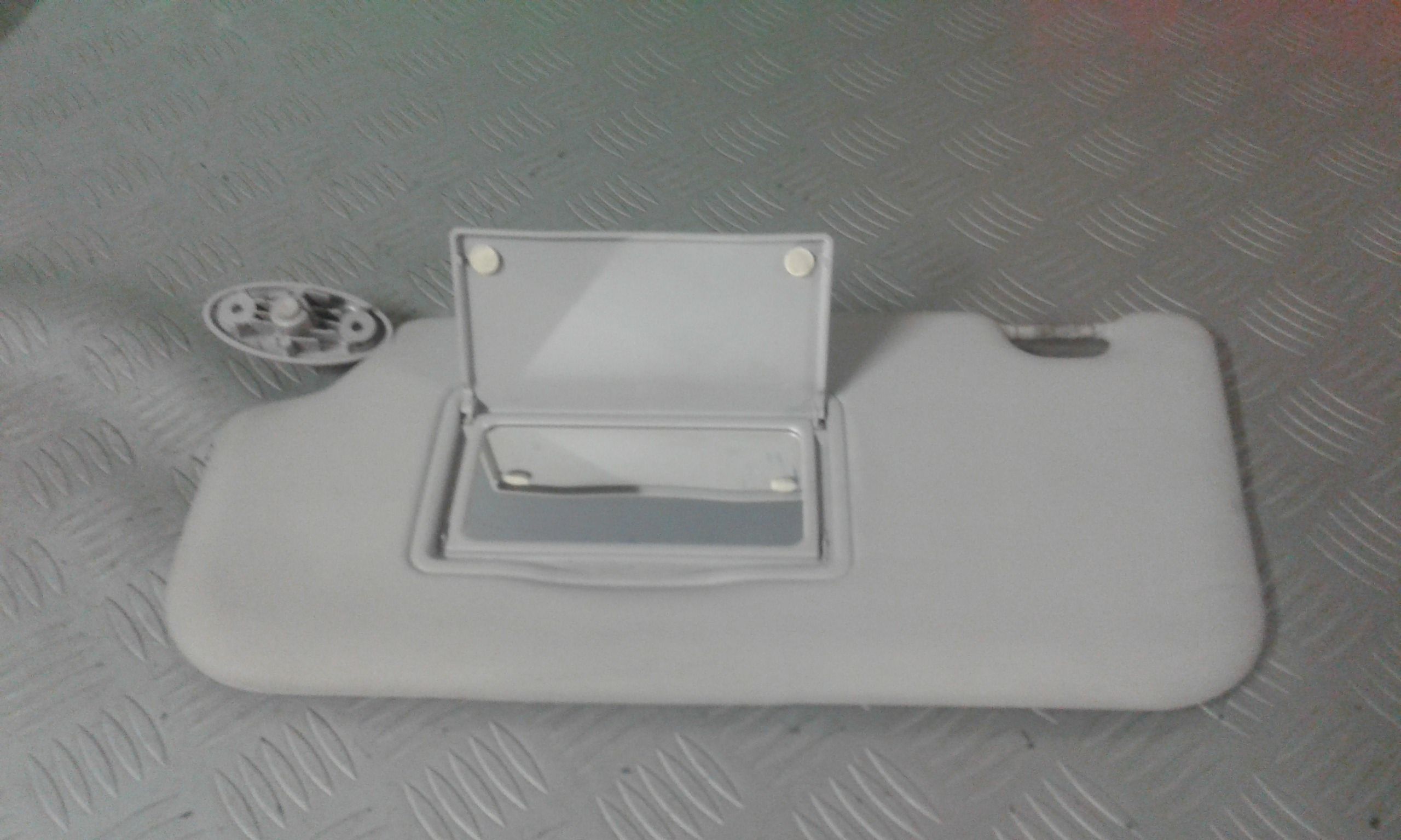 Aletta Parasole Parabrezza Sinistro 1624479 Usato