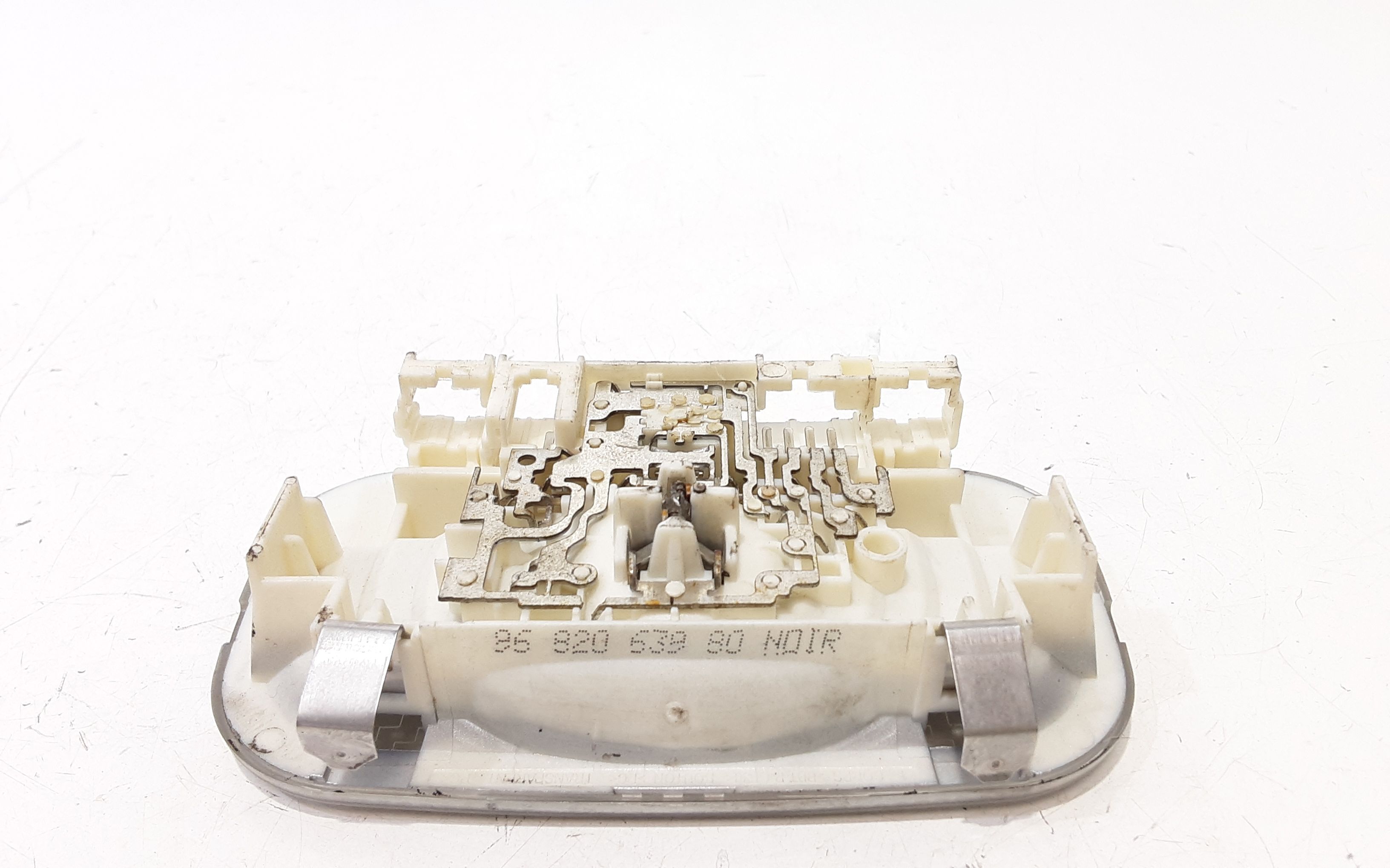 Luce Cortesia Ant. Tetto 6362Q6 Usato