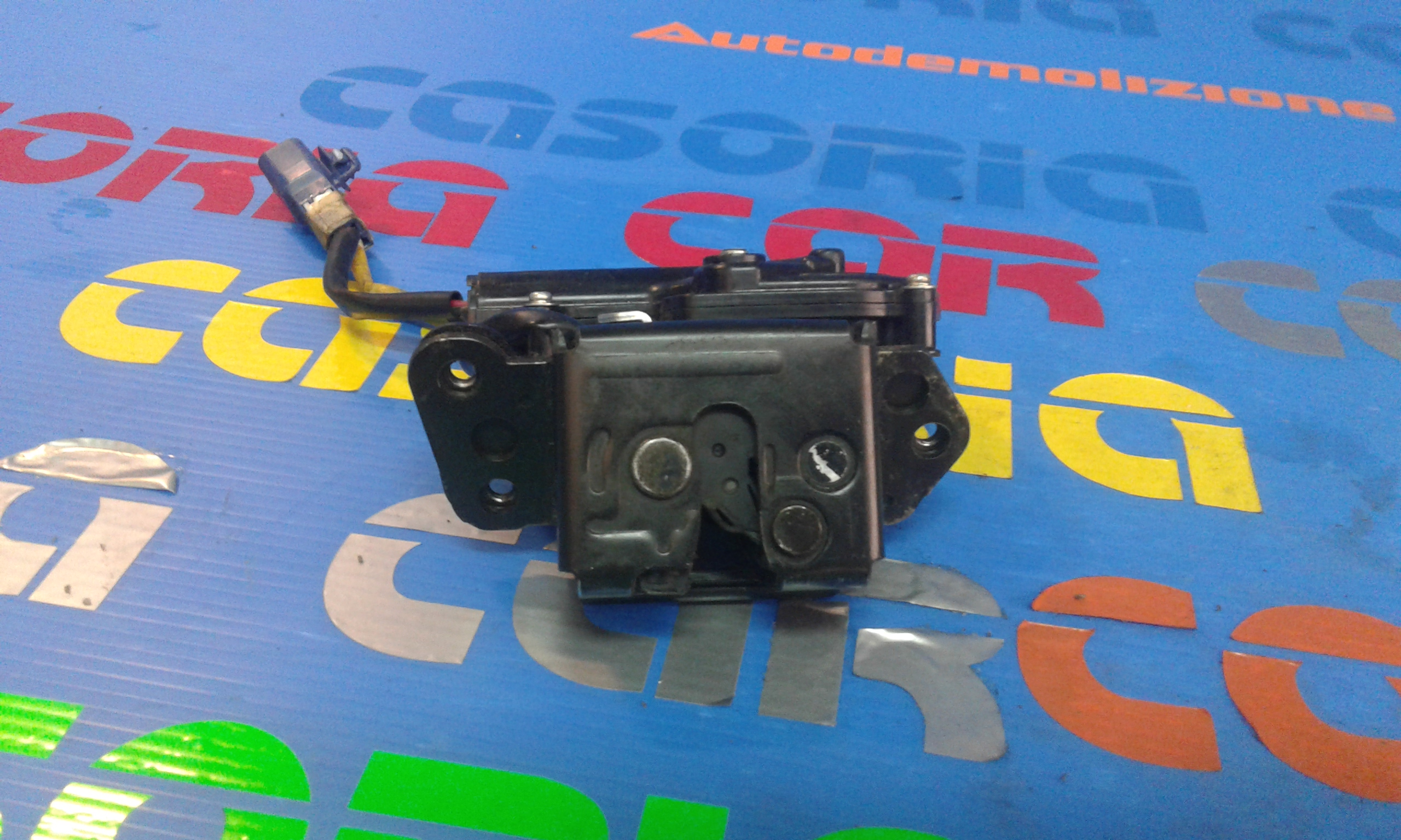 Serratura Cofano Post. Usato