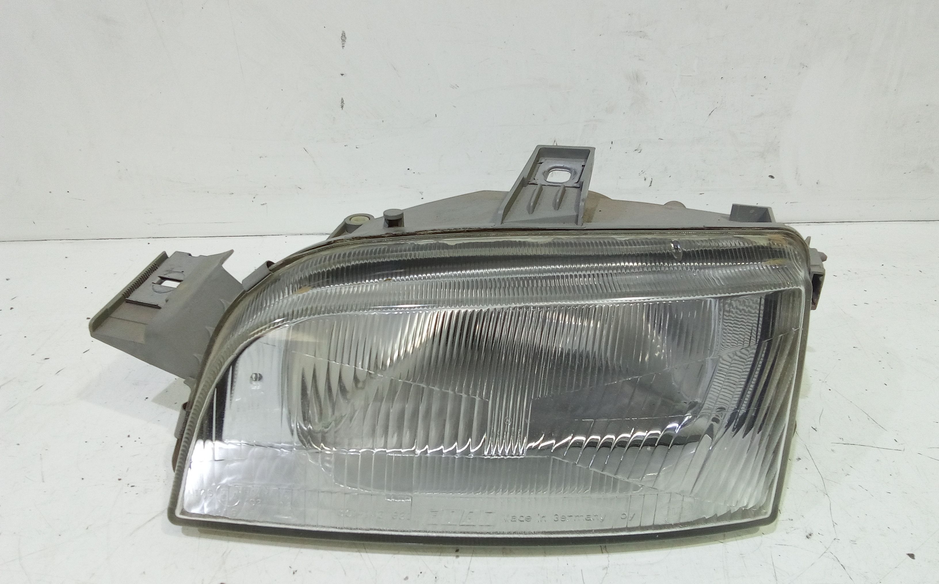 Proiettore Sinistro 46402650 Usato