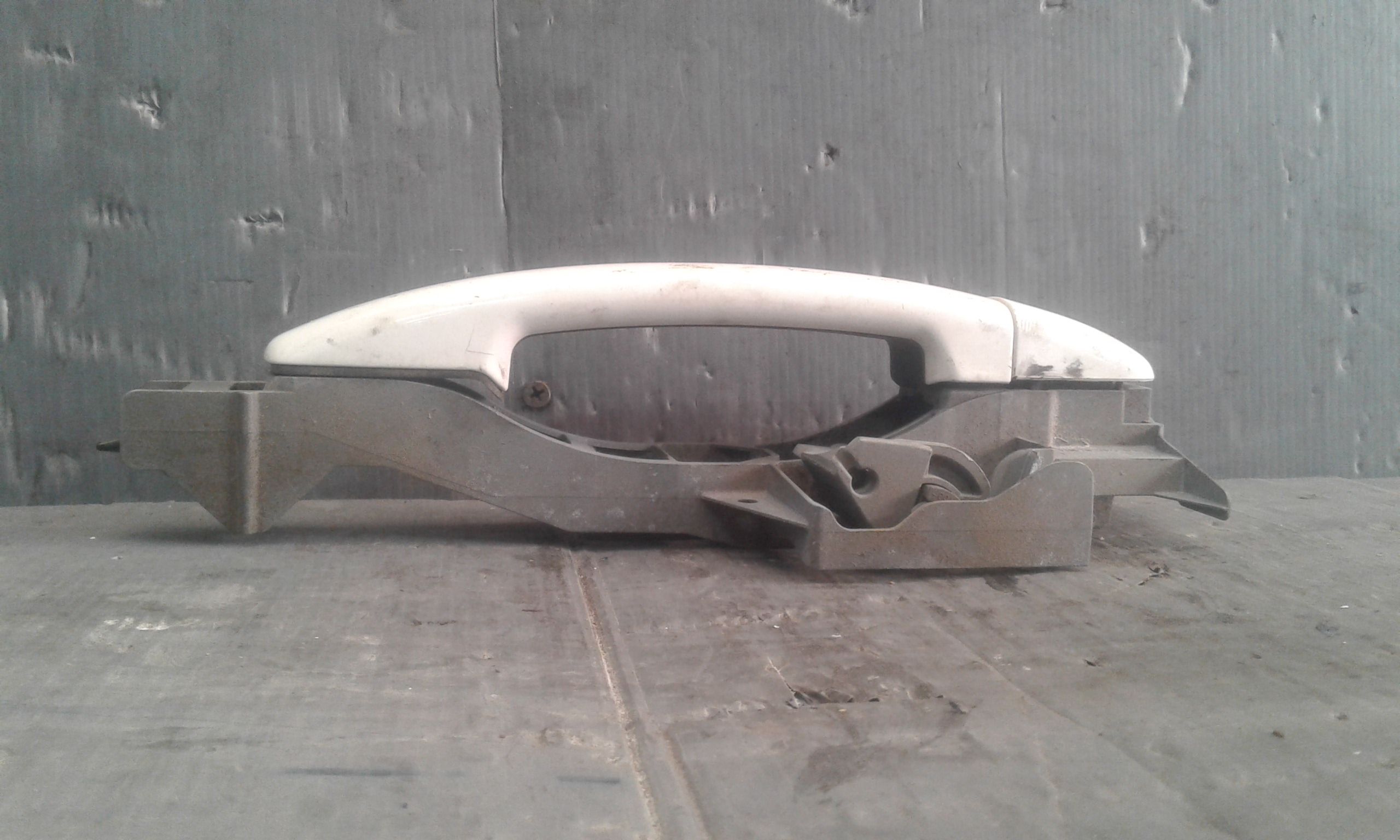 Maniglia Porta Ant. Destro 9101KH Usato