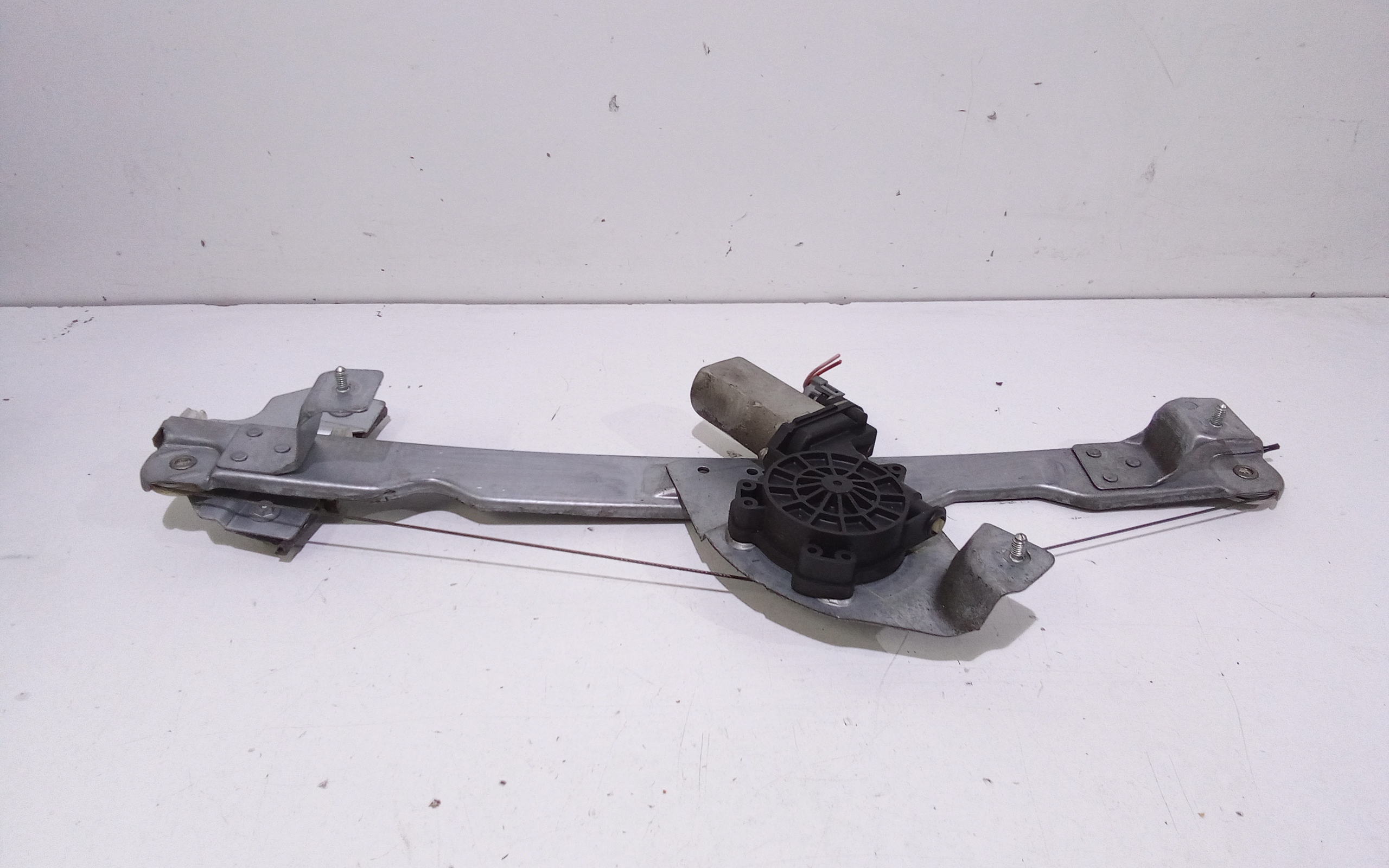 Alzacristallo Porta Ant. Destro 8200733825 Usato