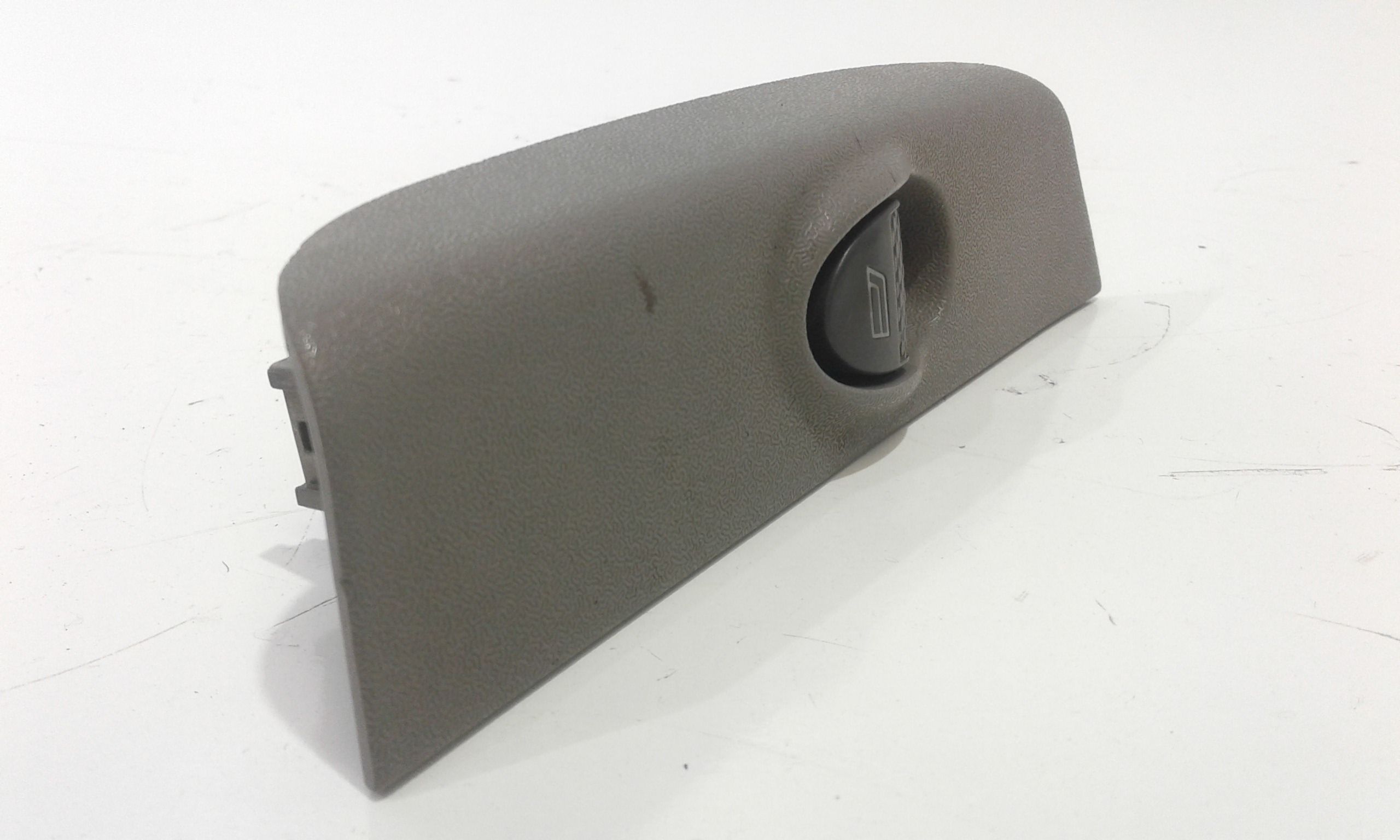 Interruttore Alzacristalli Porta Ant. Destro Usato