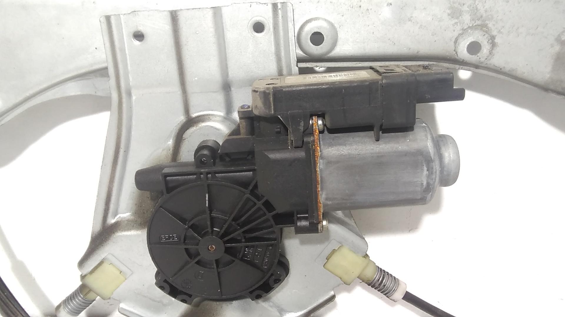 Alzacristallo Porta Ant. Sinistro Usato