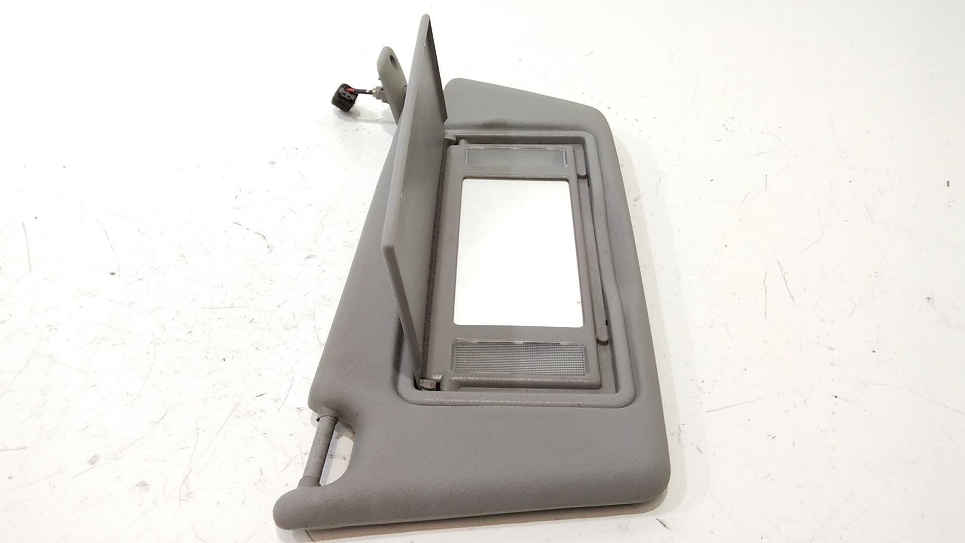 Aletta Parasole Parabrezza Destro 13113045 Usato