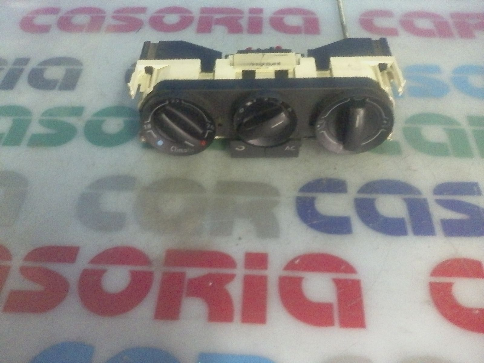 Blocco Comando Climatizzazione 6Q0819045AA Usato