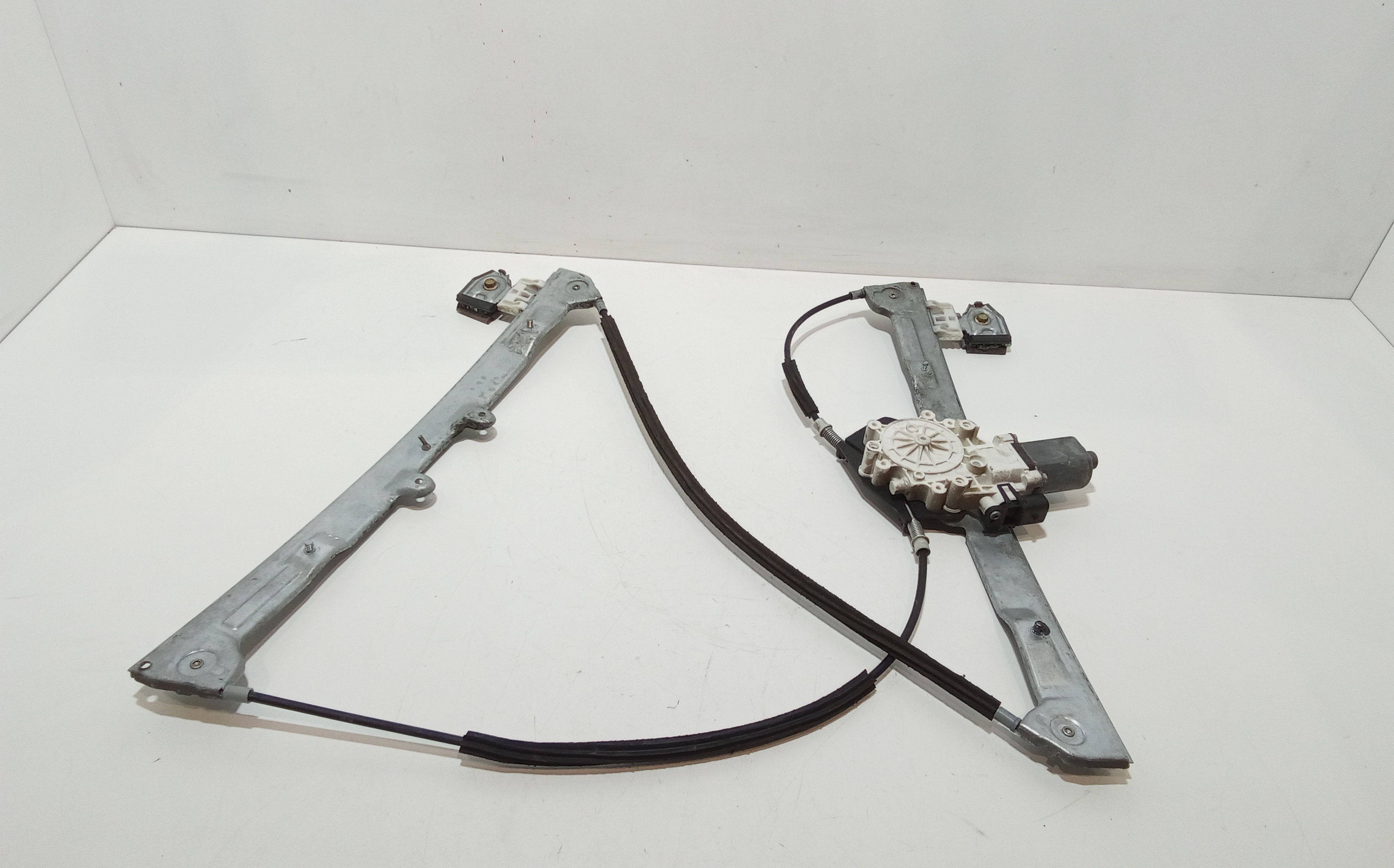 Alzacristallo Porta Ant. Destro Usato