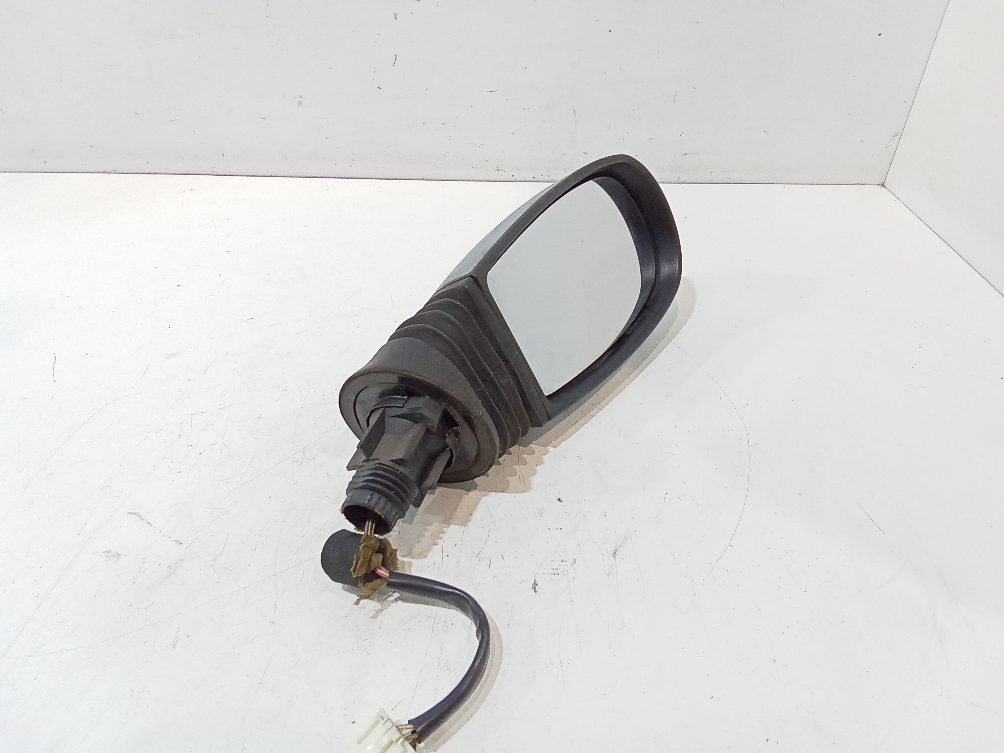 Retrovisore Est. Destro 735310073 Usato