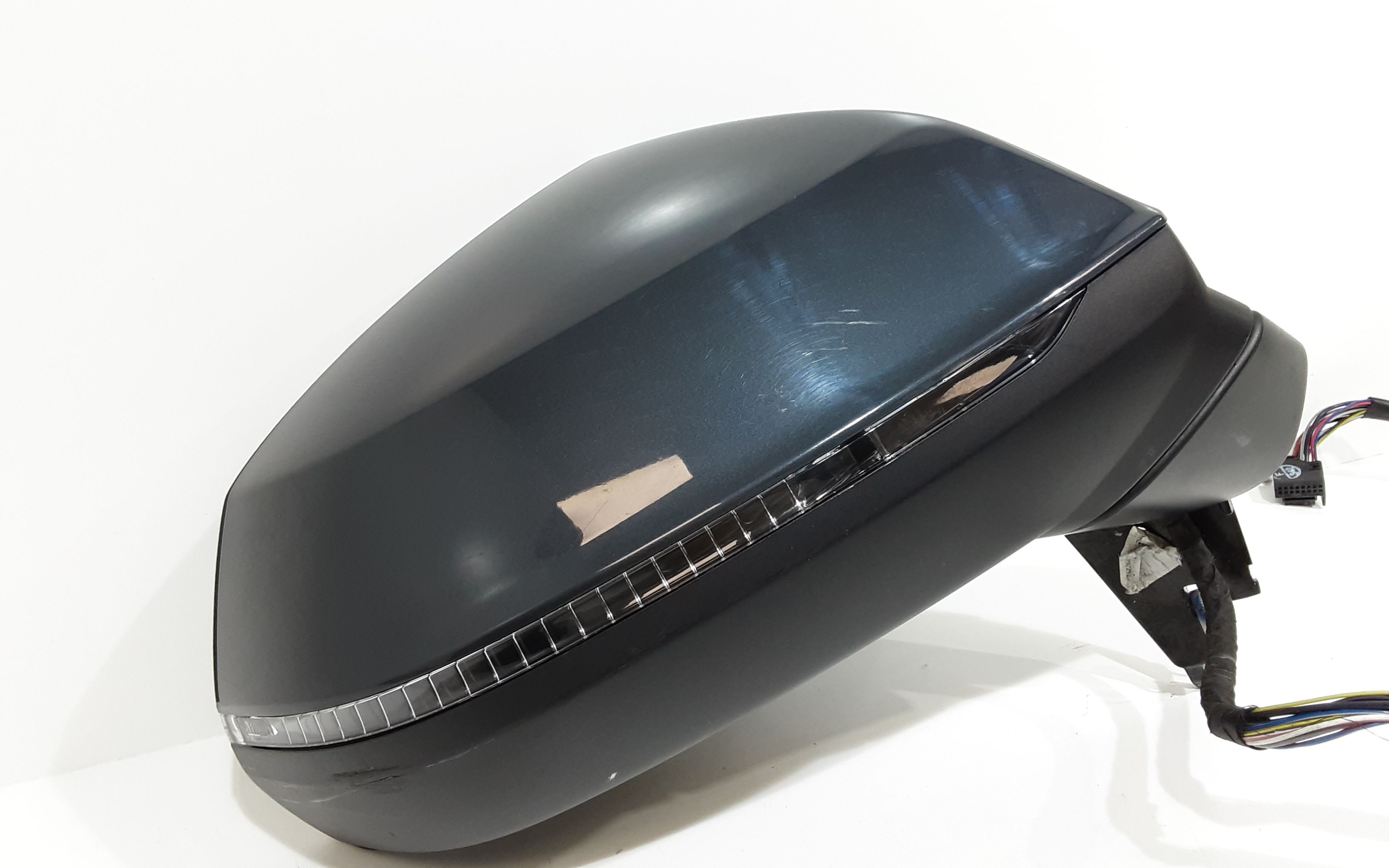 Retrovisore Est. Destro Usato