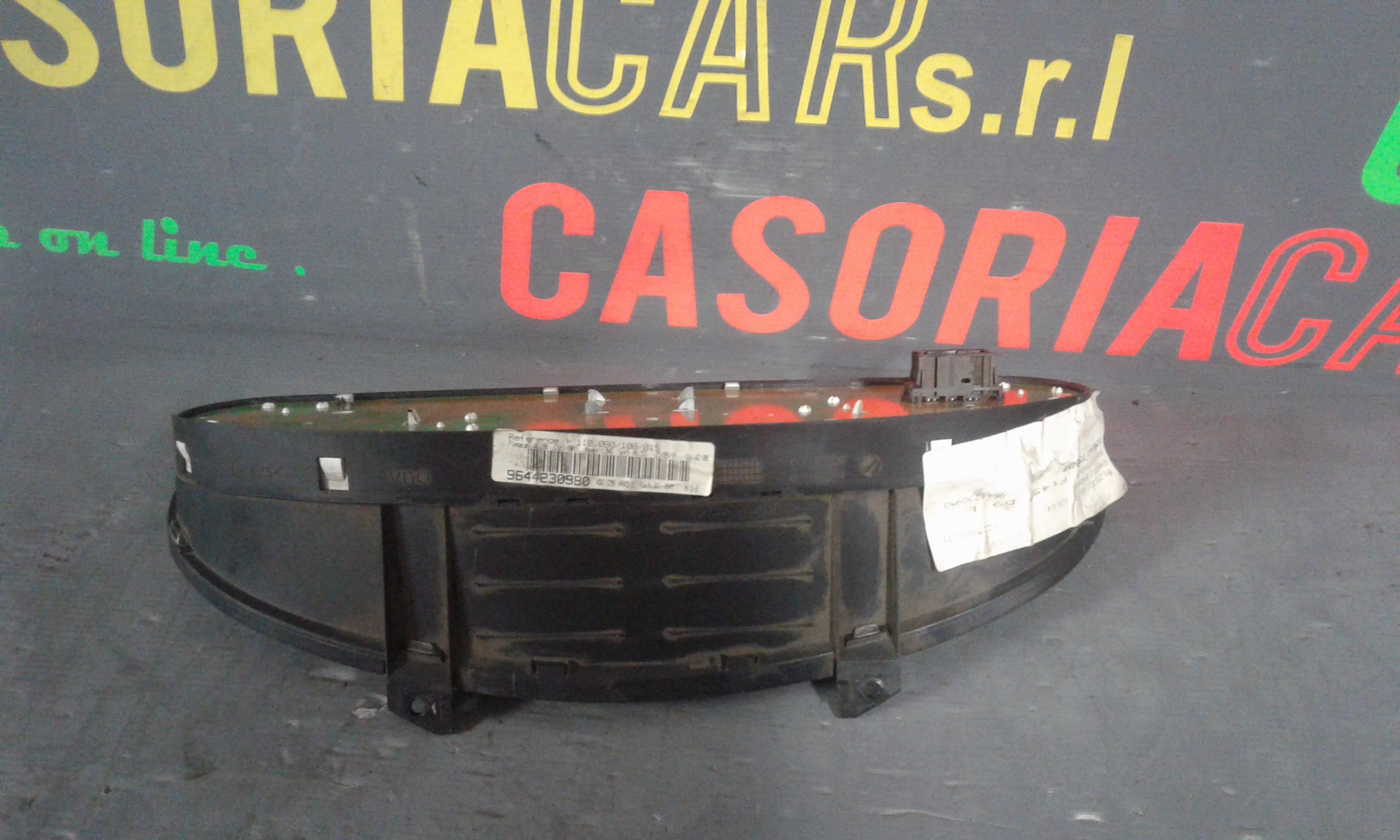 Quadro Portastrumenti Usato