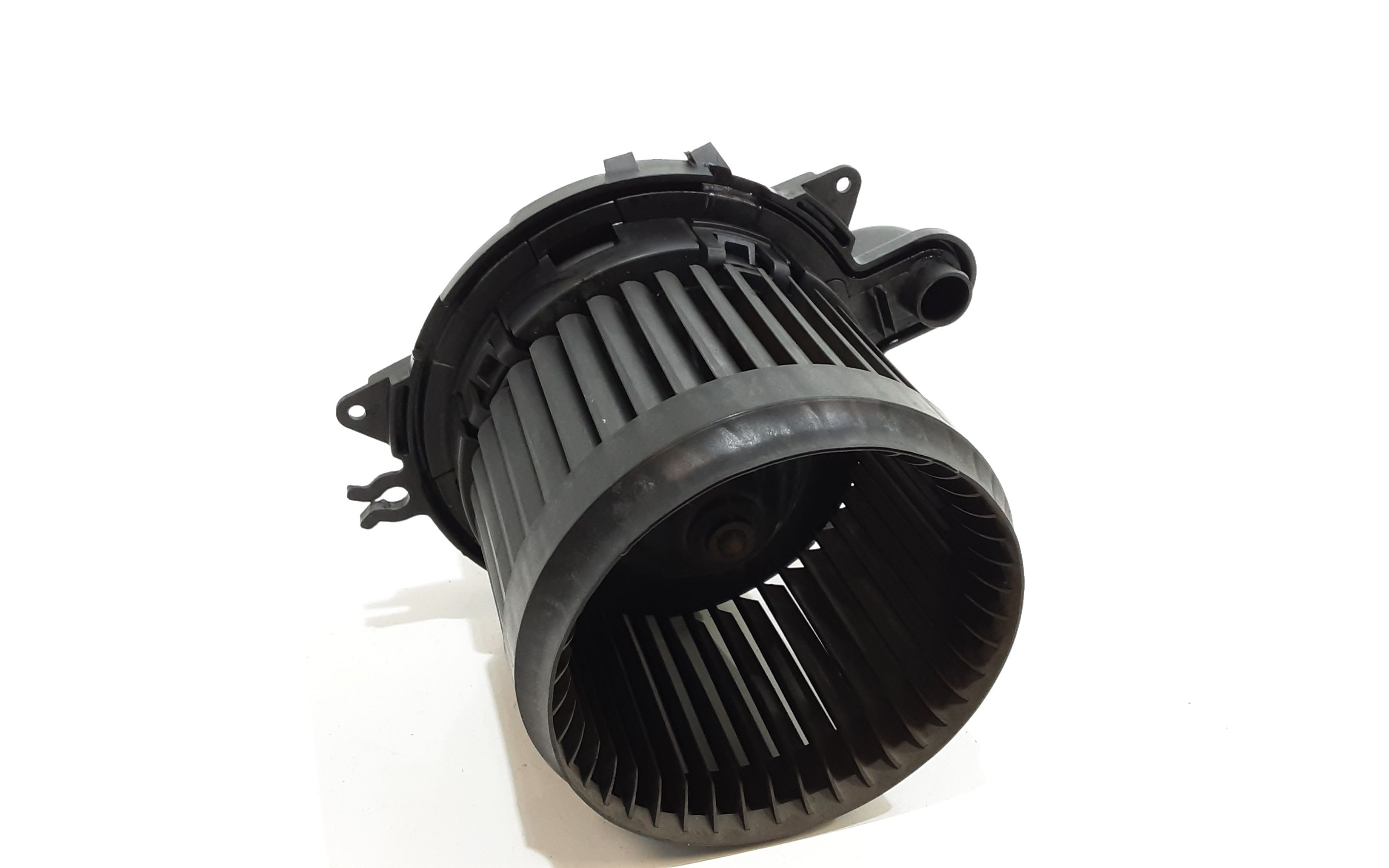 Motorino Ventilazione Abitacolo 272104788R Usato