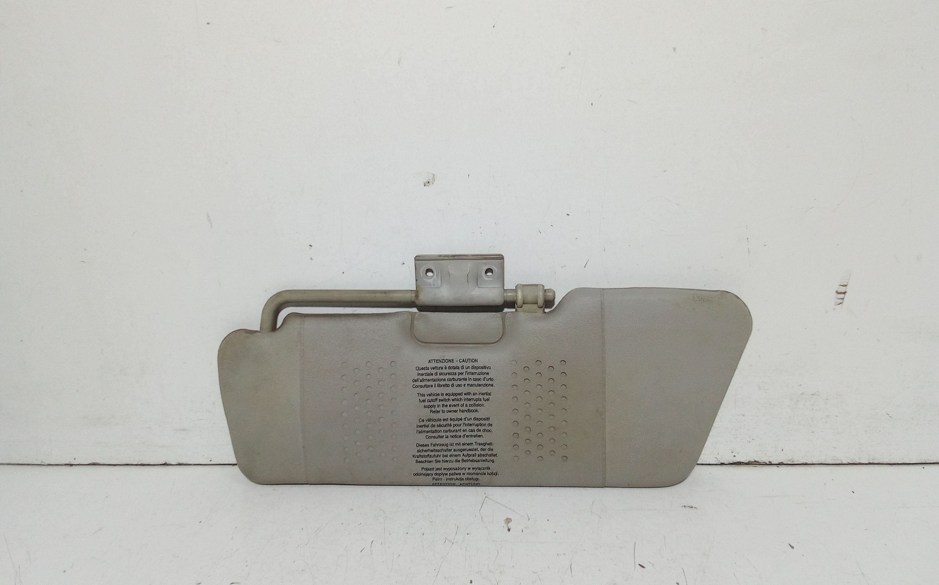 Aletta Parasole Parabrezza Sinistro 735244330 Usato