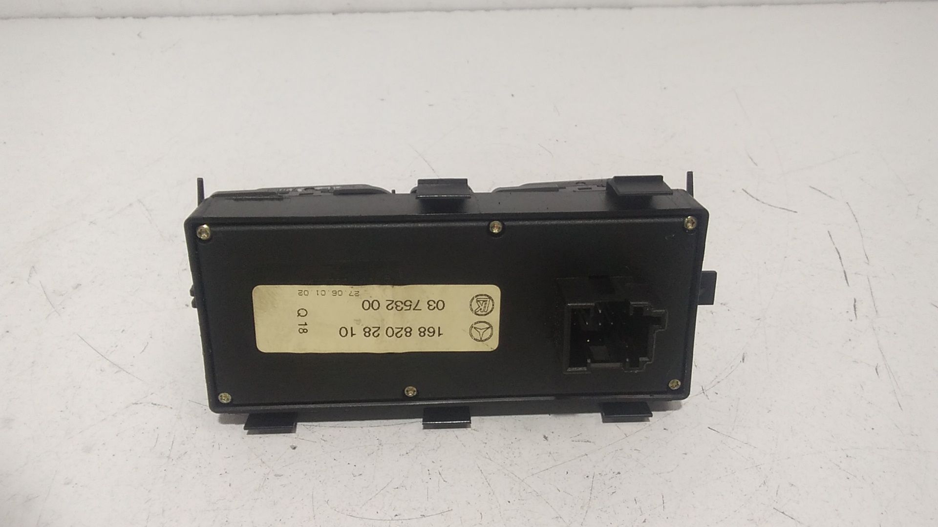 Interruttore Alzacristalli Porta Ant. Sinistro Usato