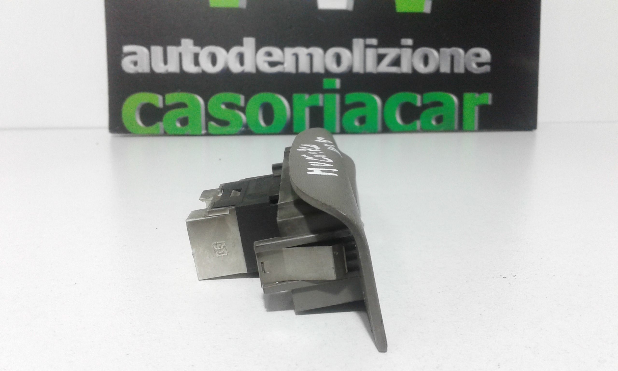 Interruttore Alzacristalli Porta Ant. Destro Usato