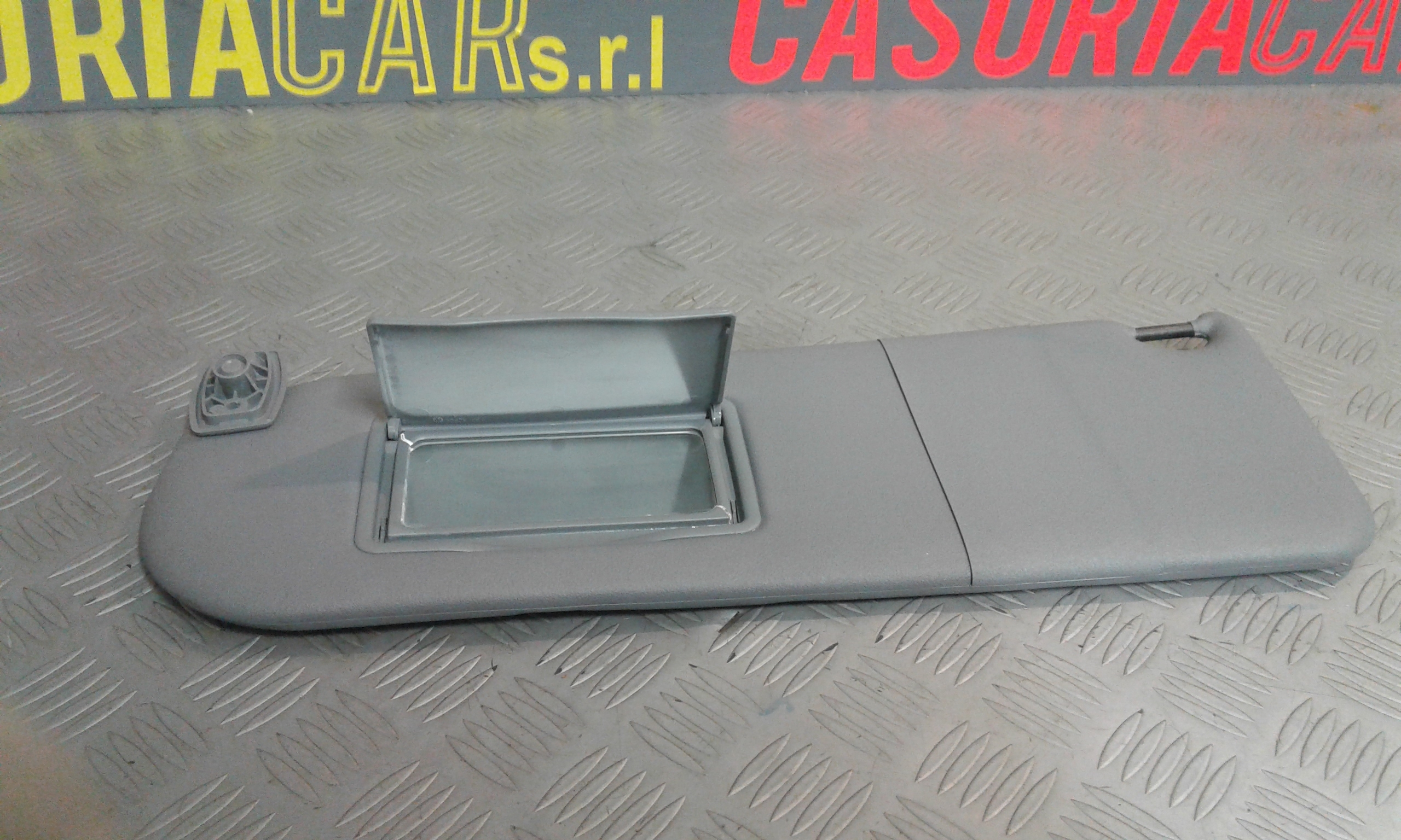 Aletta Parasole Parabrezza Sinistro Usato