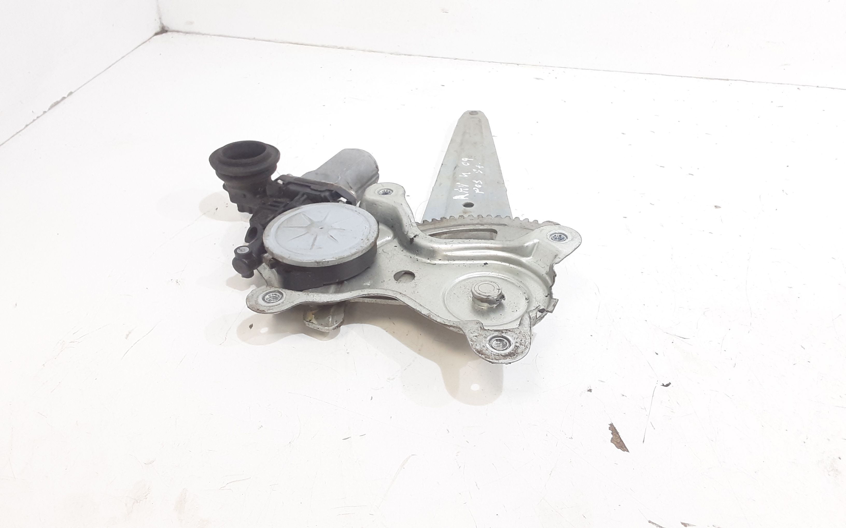 Alzacristallo Porta Post. Sinistro Usato