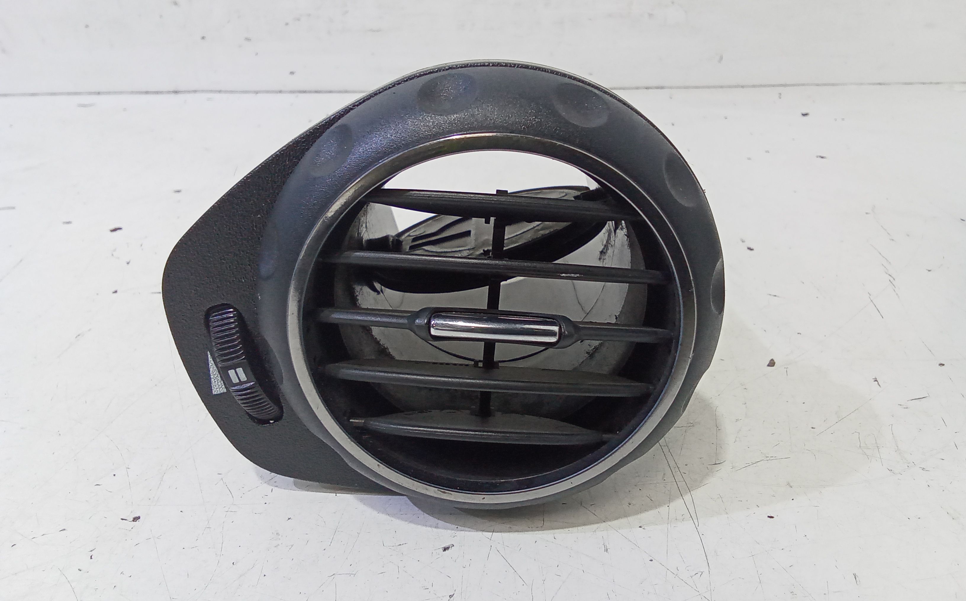 Condotto Aria Bocchette Lat. Cruscotto Destro Usato