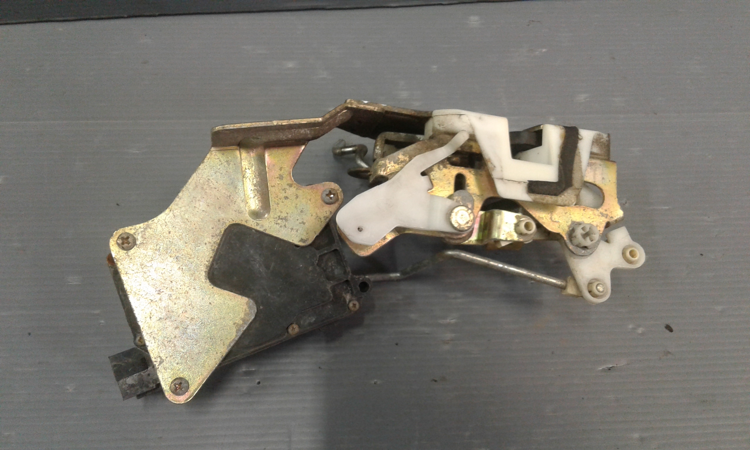 Serratura Porta Post. Sinistro 96280267 Usato