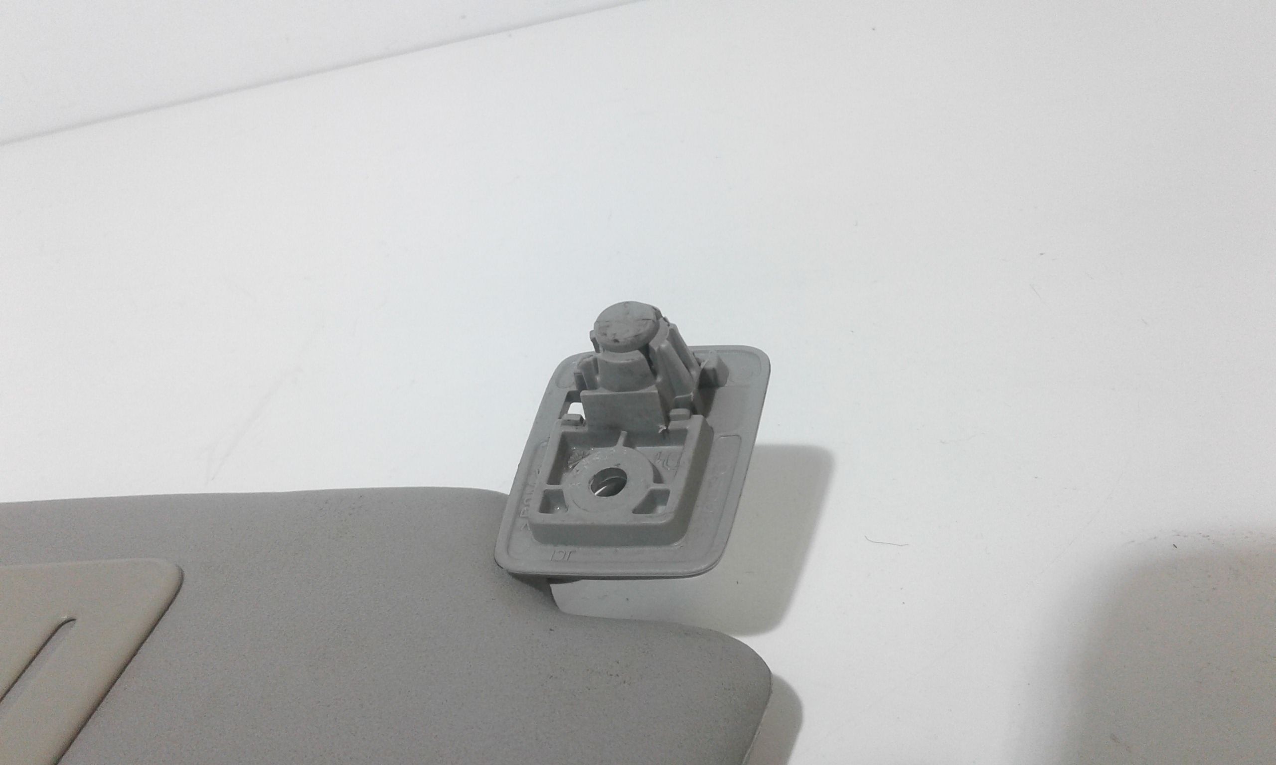 Aletta Parasole Parabrezza Destro A4548100410CH0A Usato