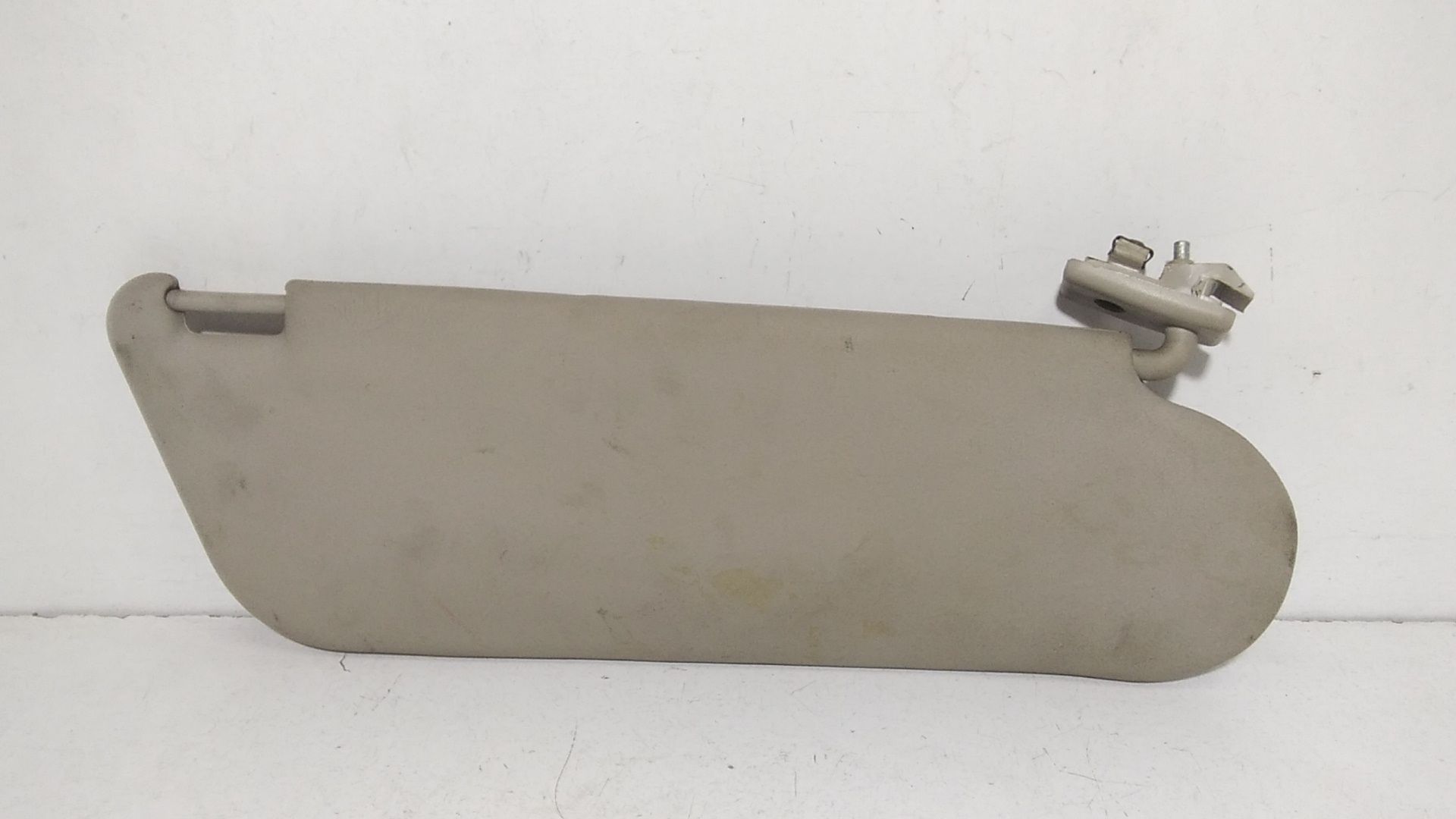 Aletta Parasole Parabrezza Sinistro 24454157 Usato