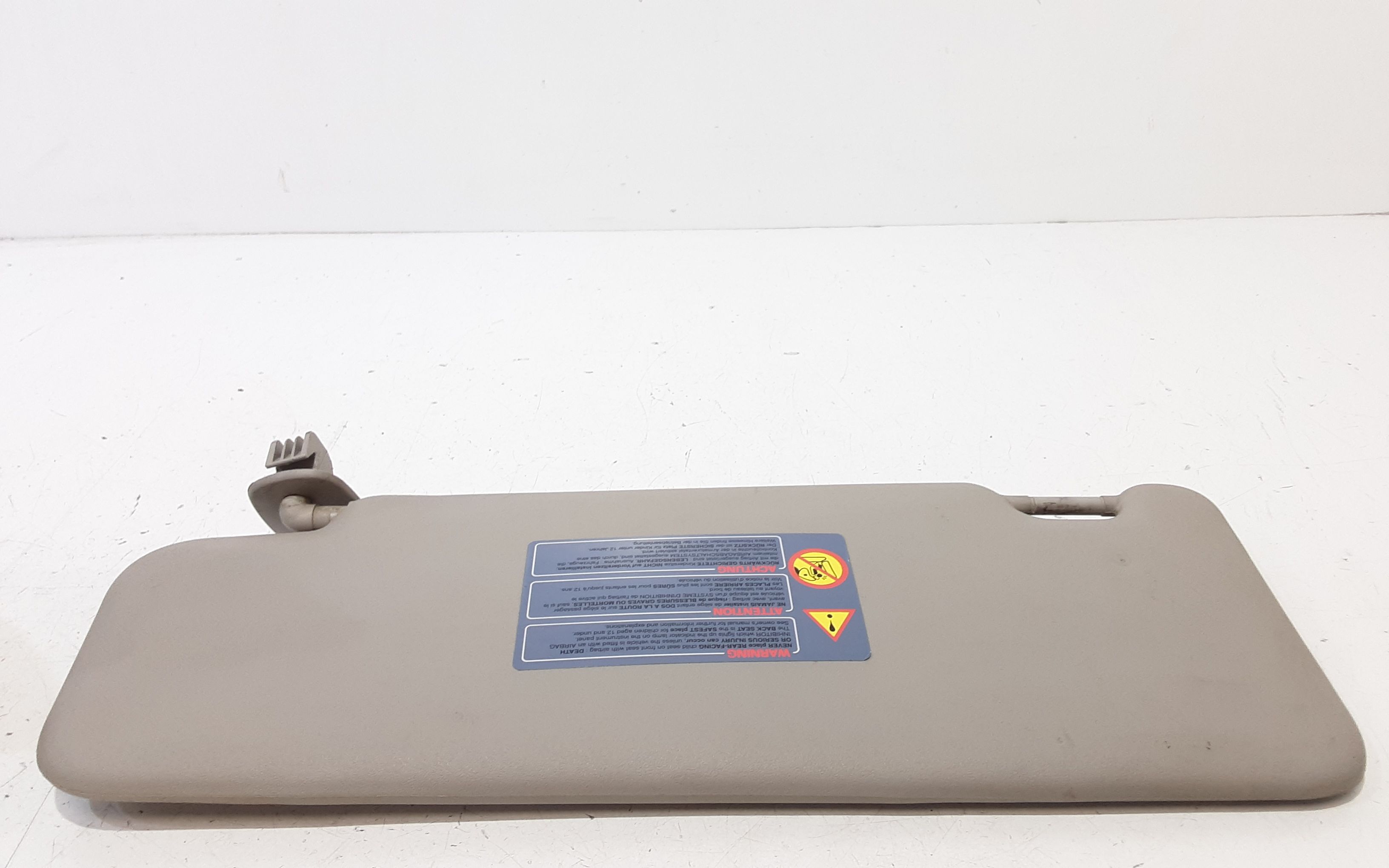 Aletta Parasole Parabrezza Destro 964009219R Usato