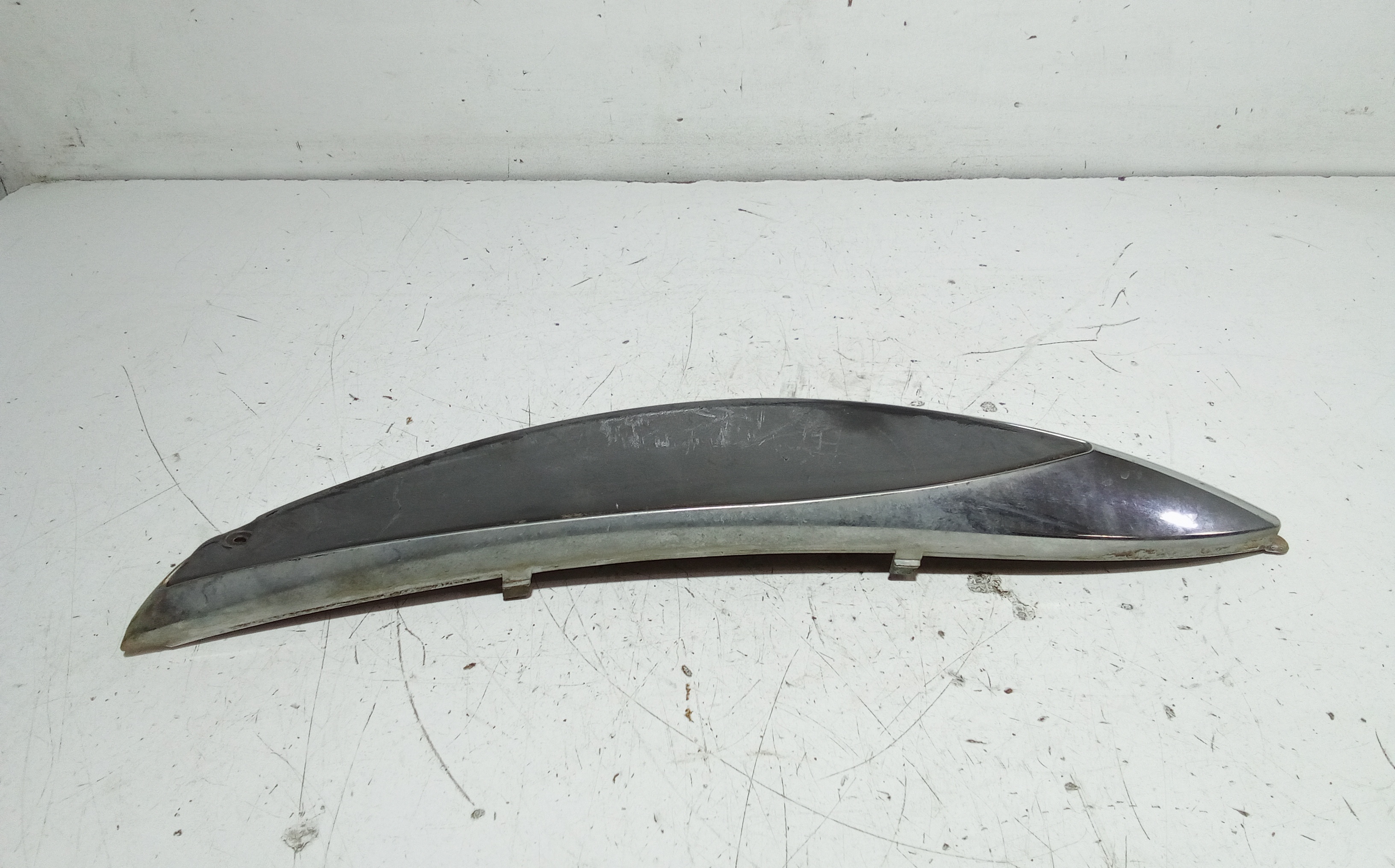 Modanatura Carena Posteriore Sx Usato
