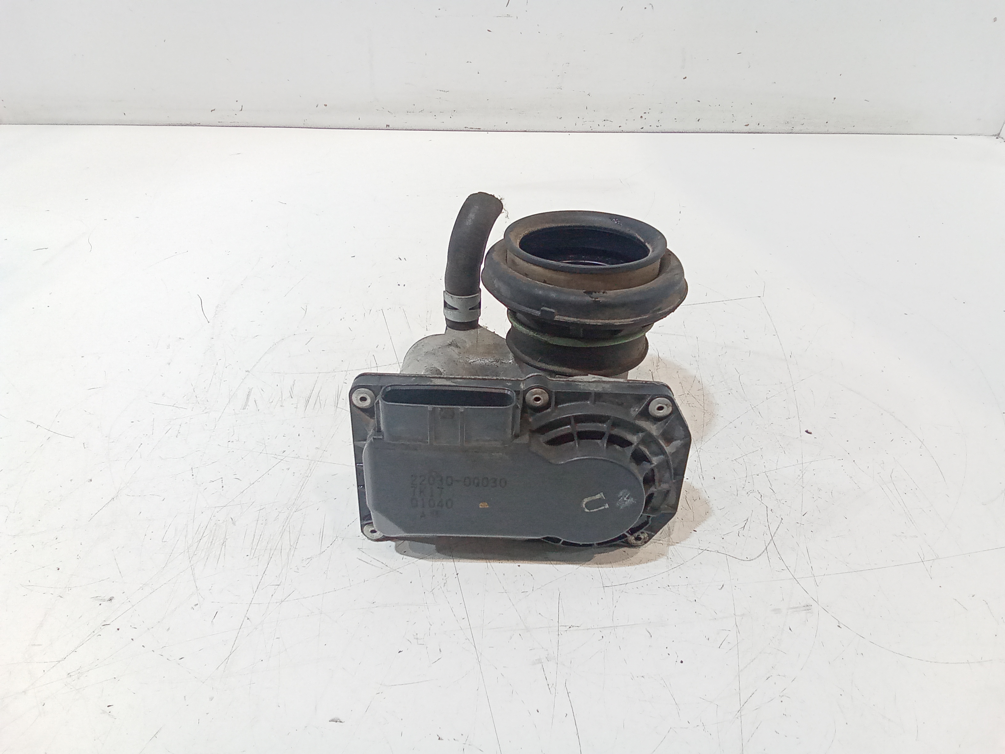 Corpo Farfallato 220300Q040 Usato